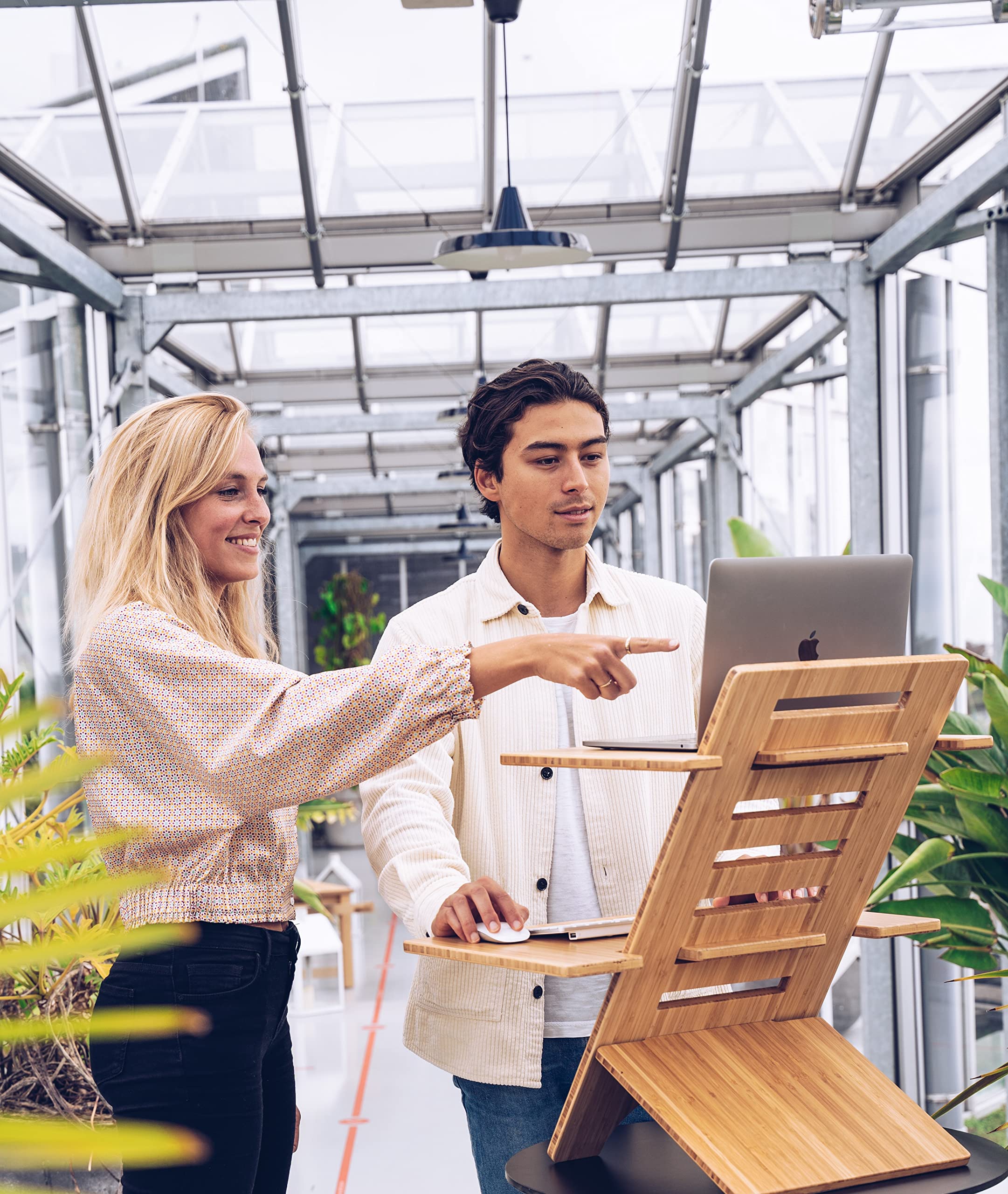 Ständer - Höhenverstellbarer Schreibtisch - Standing Desk - Schreibtischaufsatz - Stehpult Höhenverstellbar - Stehschreibtisch Aufsatz - Hergestellt Aus 100% Bambus - Für Tisch Erhöhung Büro