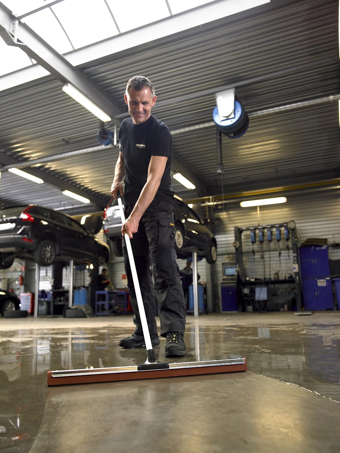 Professional Heavy Duty Floor Squeegee with Threaded Handle Connection, 30 inch, Silver