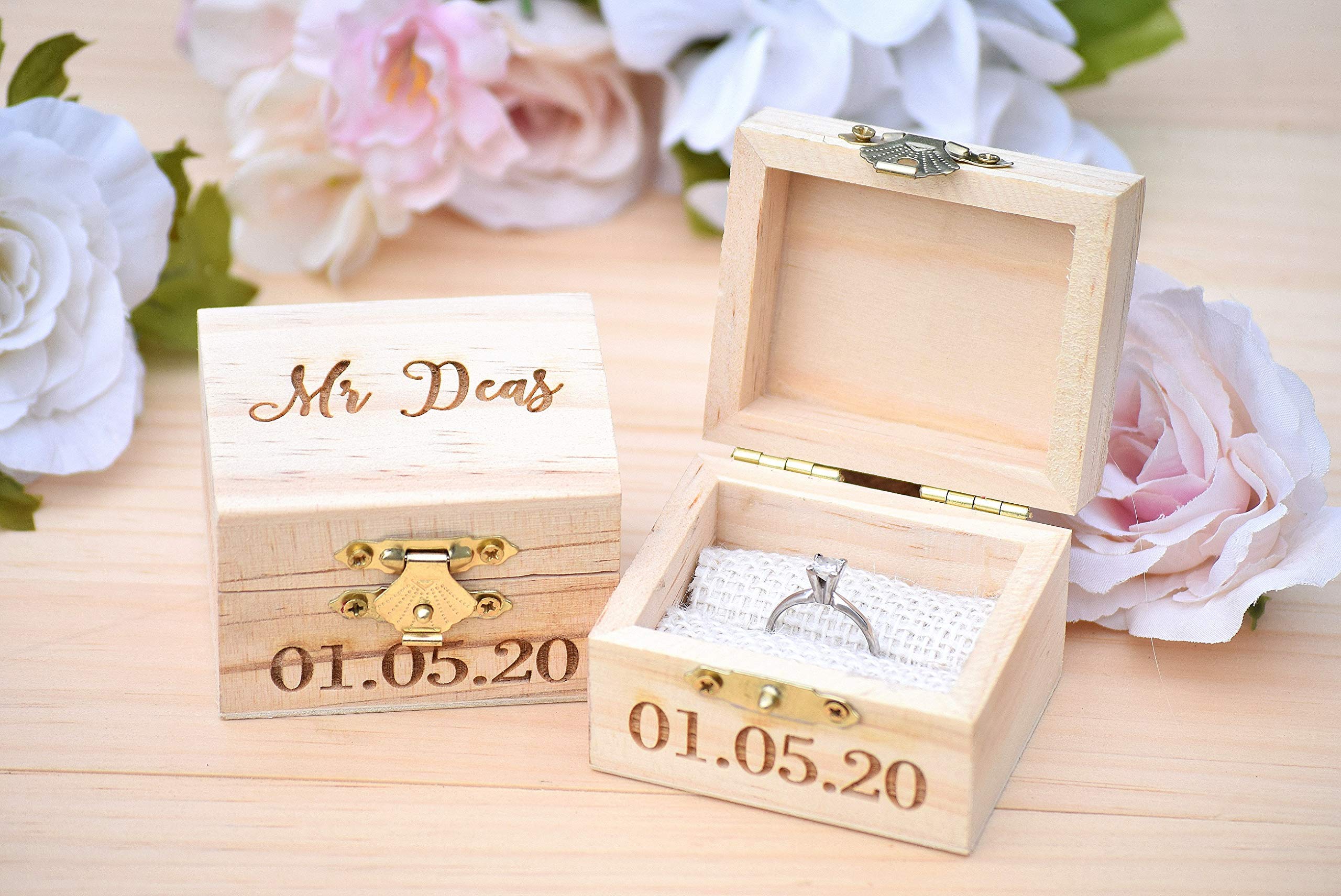 mr & mrs ring box