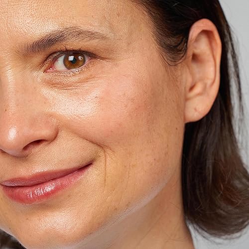 Miniatura 6 de The Peeling Night Cream - Piel visiblemente más brillante - Tez suave y radiante - Exfolia y nutre profundamente - Hipoalergénico - Vegano - Tipos