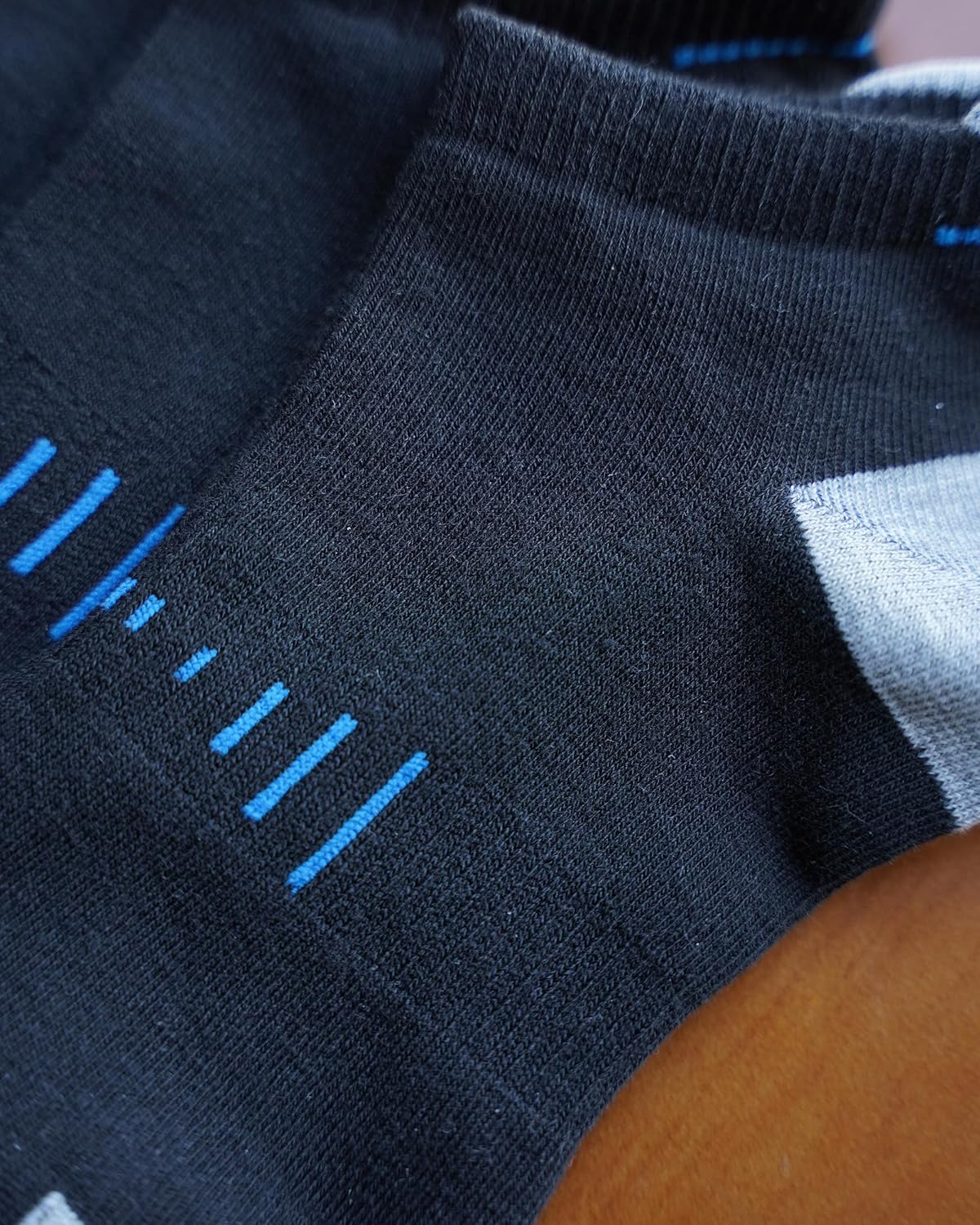 ASLU Men's Casual Cotton Ankle Socks 6-Pair with Arch Support, Seamless Toe & Pull Tab for Breathable Everyday Comfort - Image 4