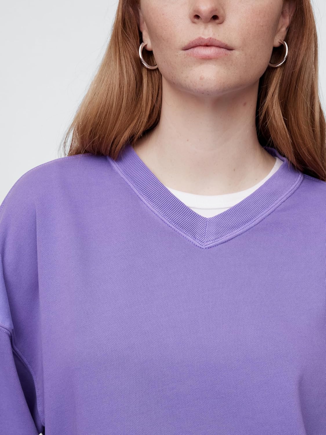 GAP womens French Terry V-neck Sweatshirt - Image 3