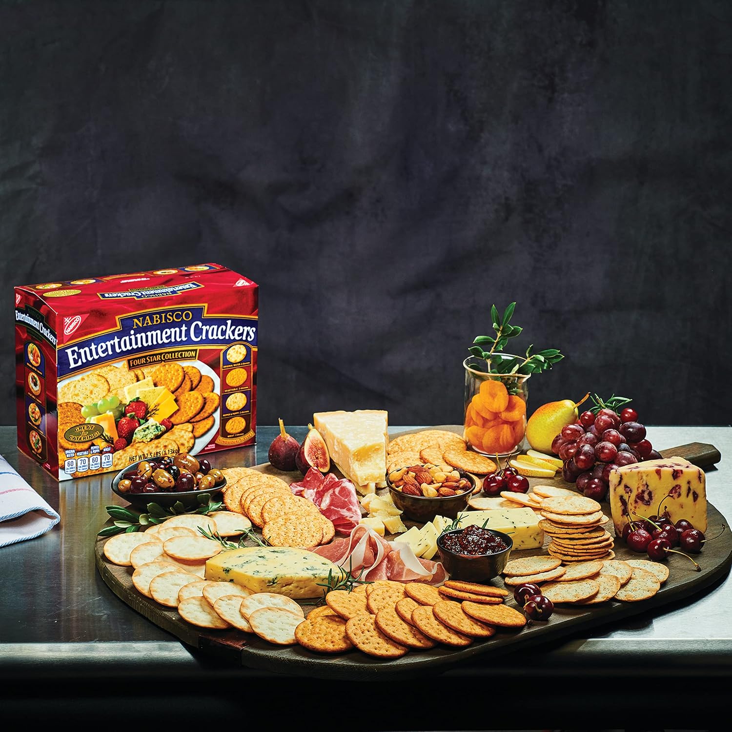 Nabisco Entertainment Crackers Variety Pack, Original Water, Vegetable, Pepper & Poppy, Wheat, 8 Individual Sleeves, 2 lb 8 oz
