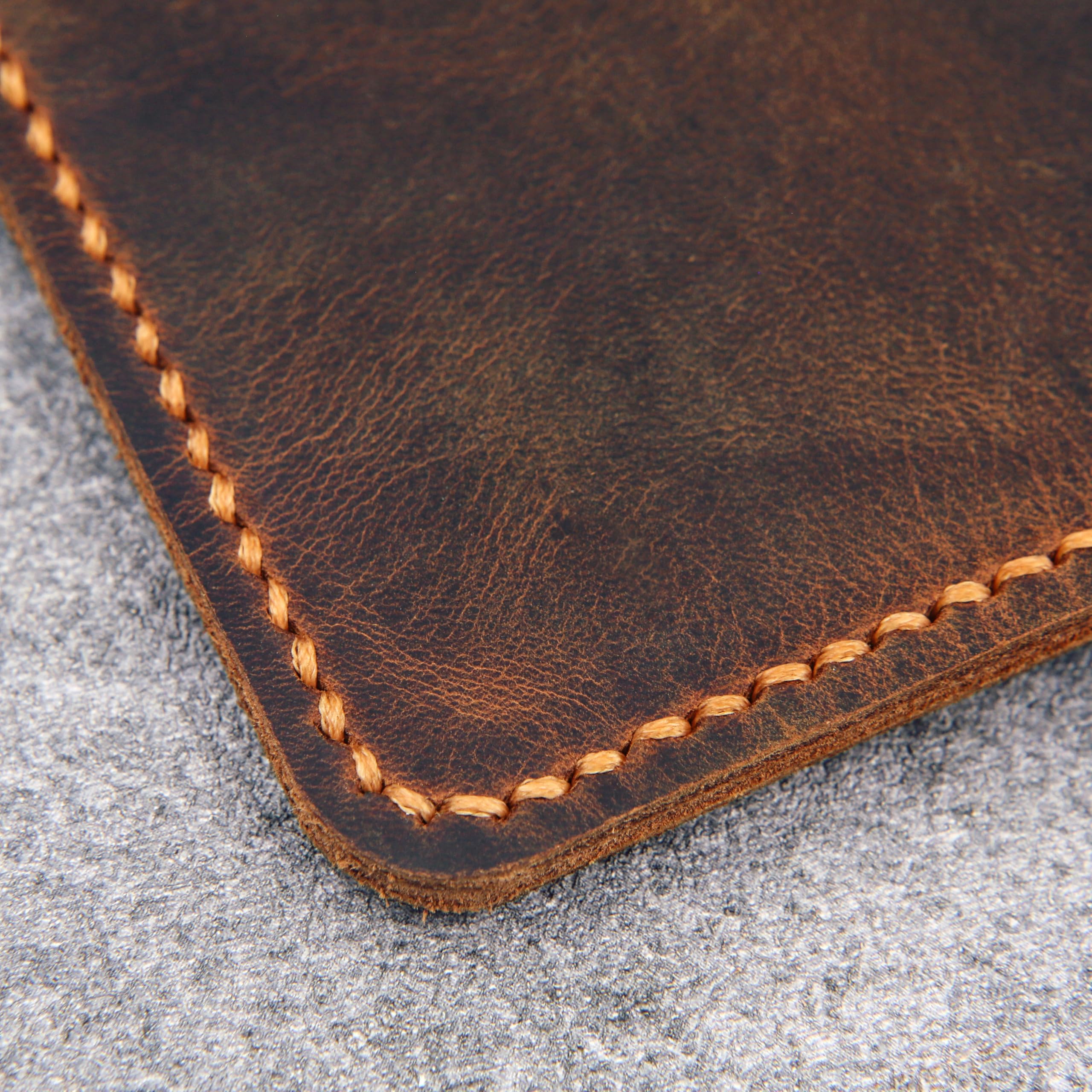 D&M leather studio Leder Notizbuch A5 – Handgefertigtes Ringbuch & Tagebuch, Leicht & Kompakt, Nachfüllbar Kalender Organizer mit Doppeltem Stifthalters, Bullet Journal Notizbuch