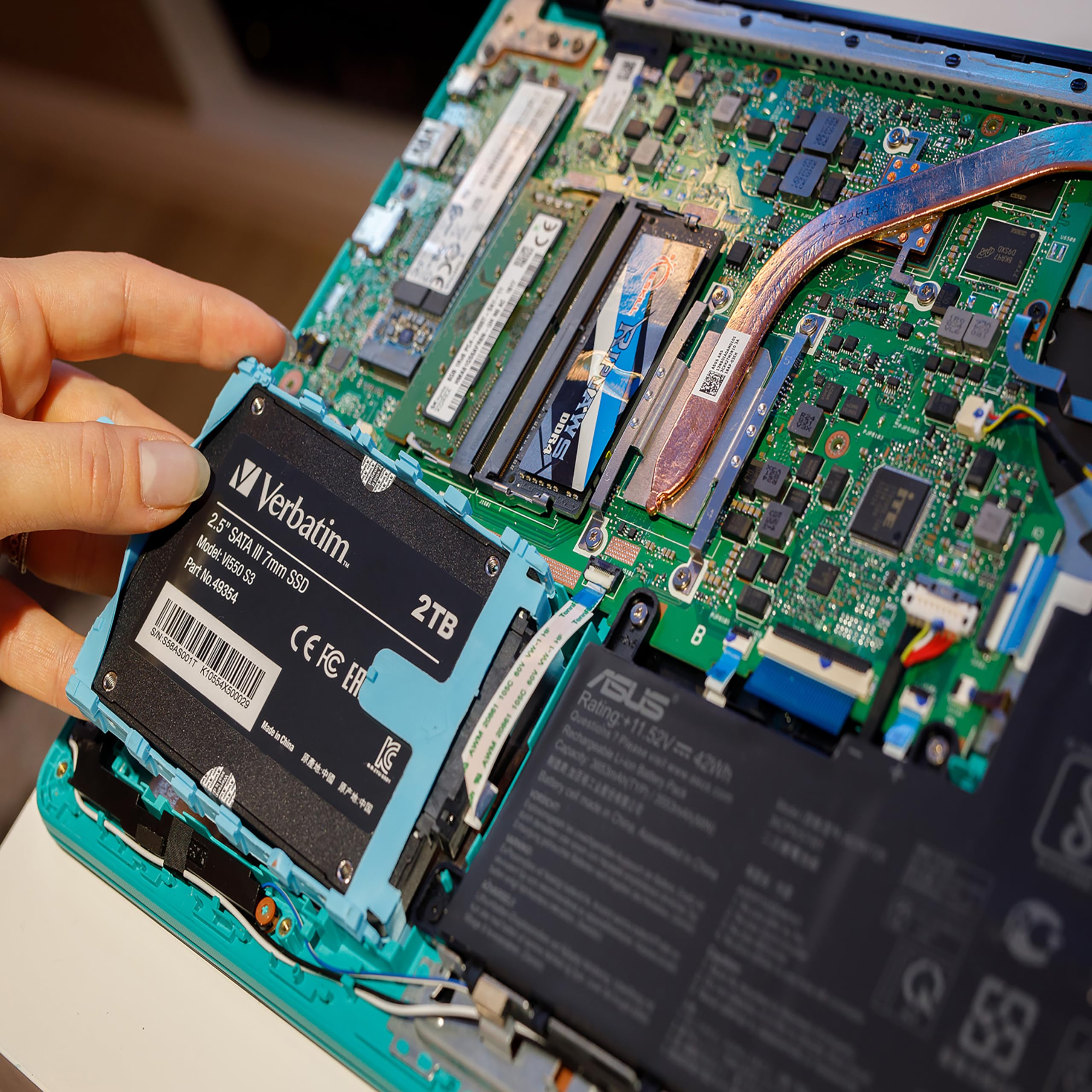 Amazon | Verbatim バーベイタム 内蔵 SSD 2TB 2.5インチ SATA 7mm