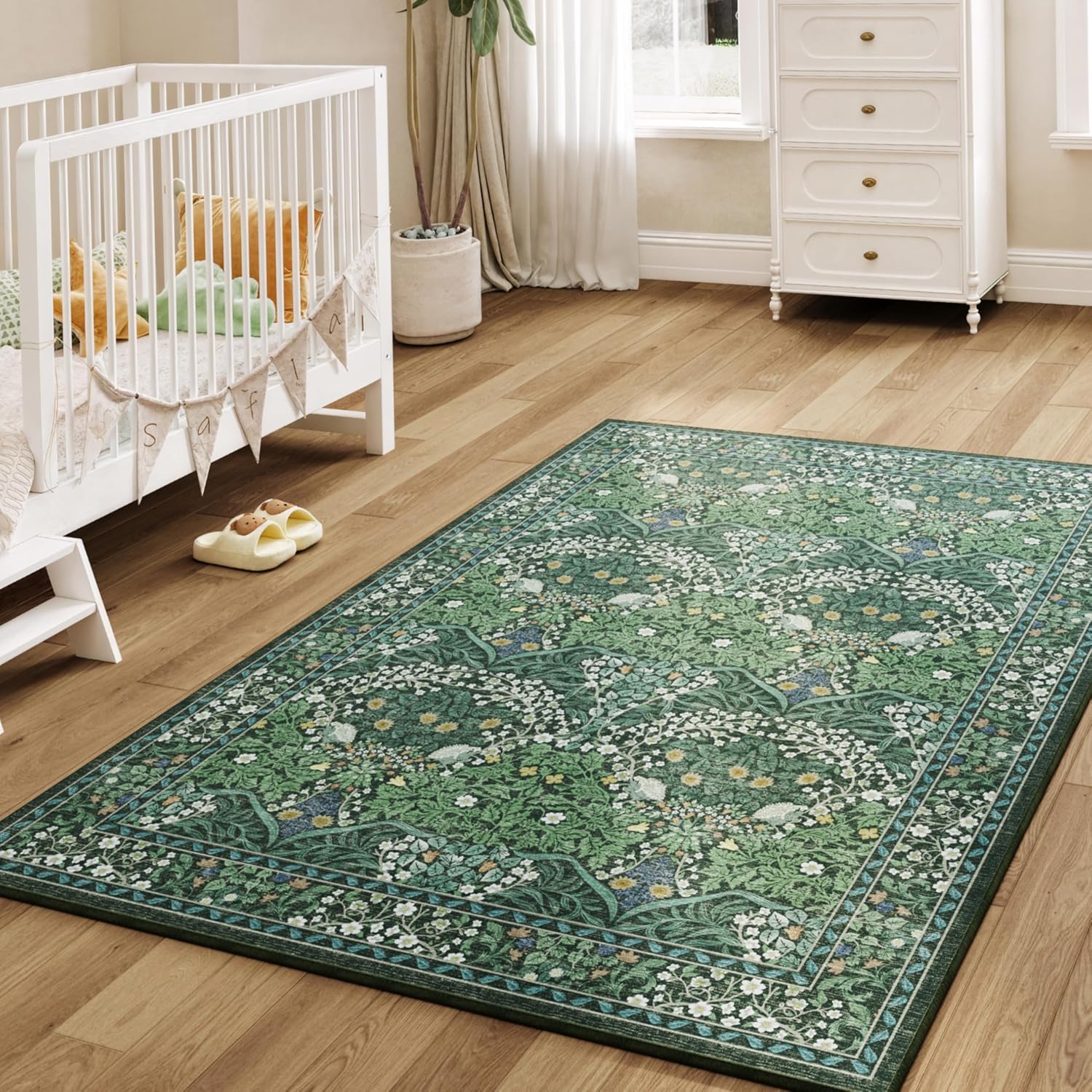 5x7 Washable Dark Green Floral Area Rug for Living Room, Non-Slip Soft Floral Print Vintage Boho Carpet, Forest Green Low Pile Rugs for Bedroom, Dining Room, Indoor Decor