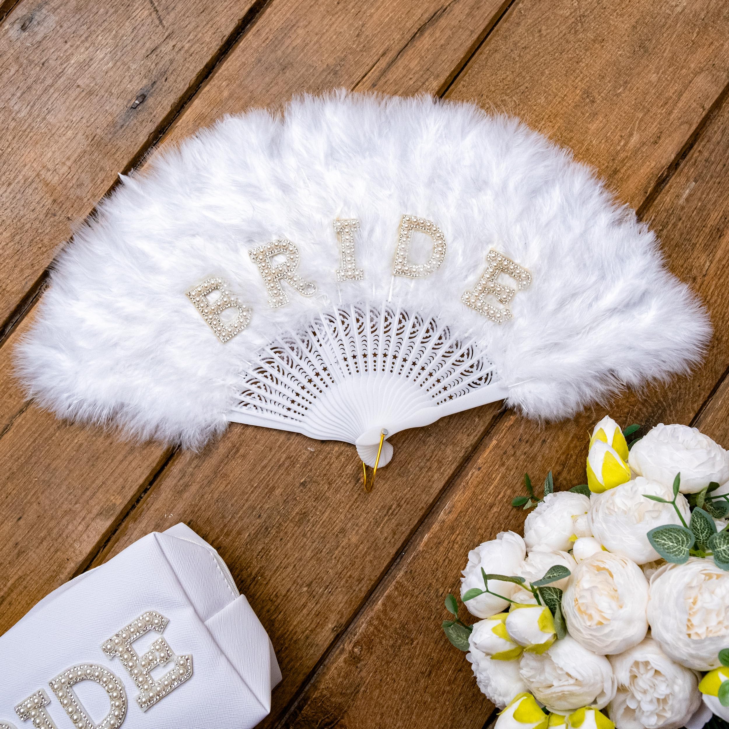 TRIXES BRIDE Ventaglio di piume portatile - Regalo per la sposa, addio al nubilato - Regalo per addio al nubilato