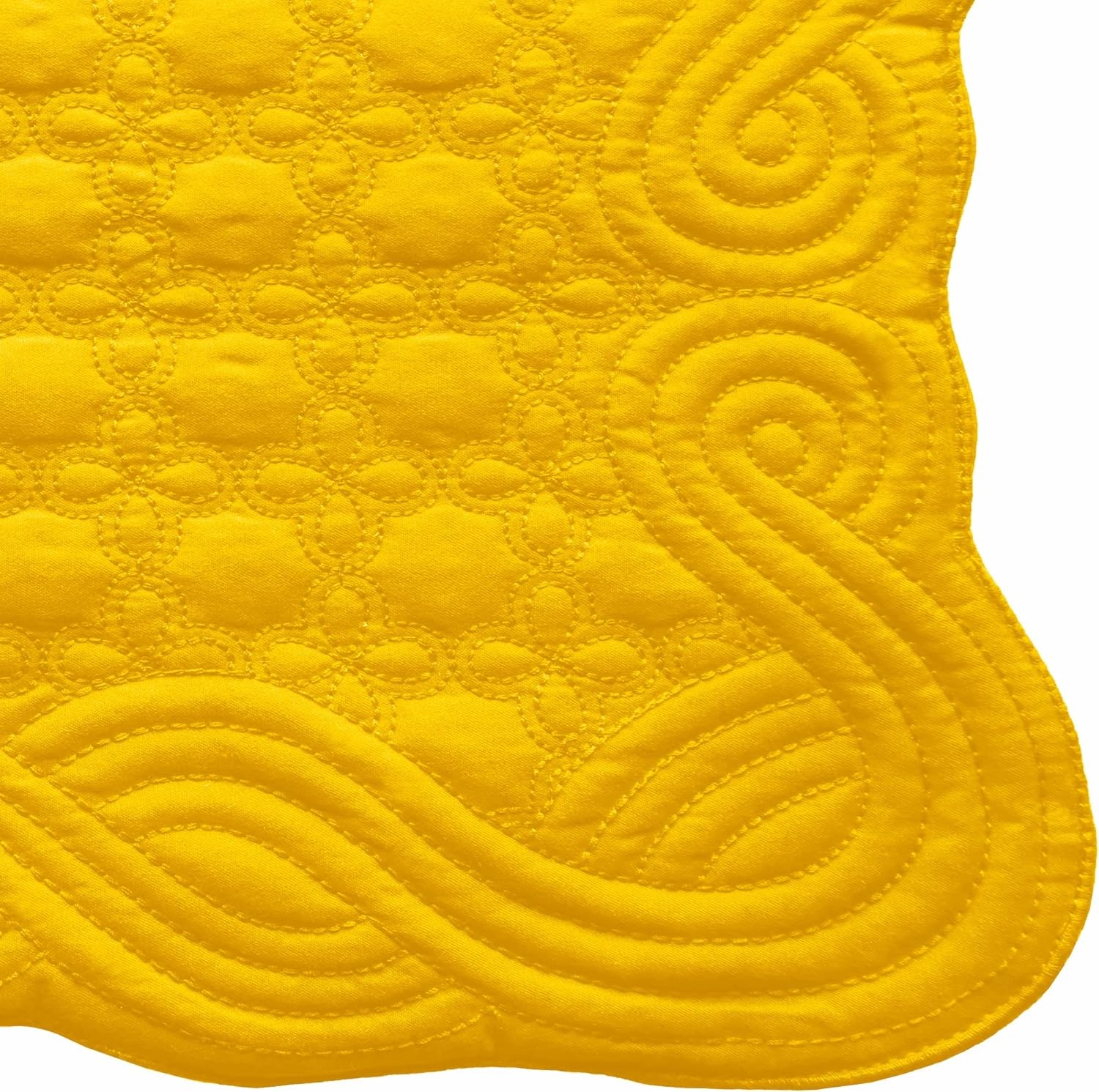 Loom and Mill Quilted Table Placemats Set of 6, Natural Fabric Farmhouse Style Dining Table Mats, Double Layer & Washable for Kitchen Dinner Party Holidays All Season Everyday Use(12"x18", Yellow)