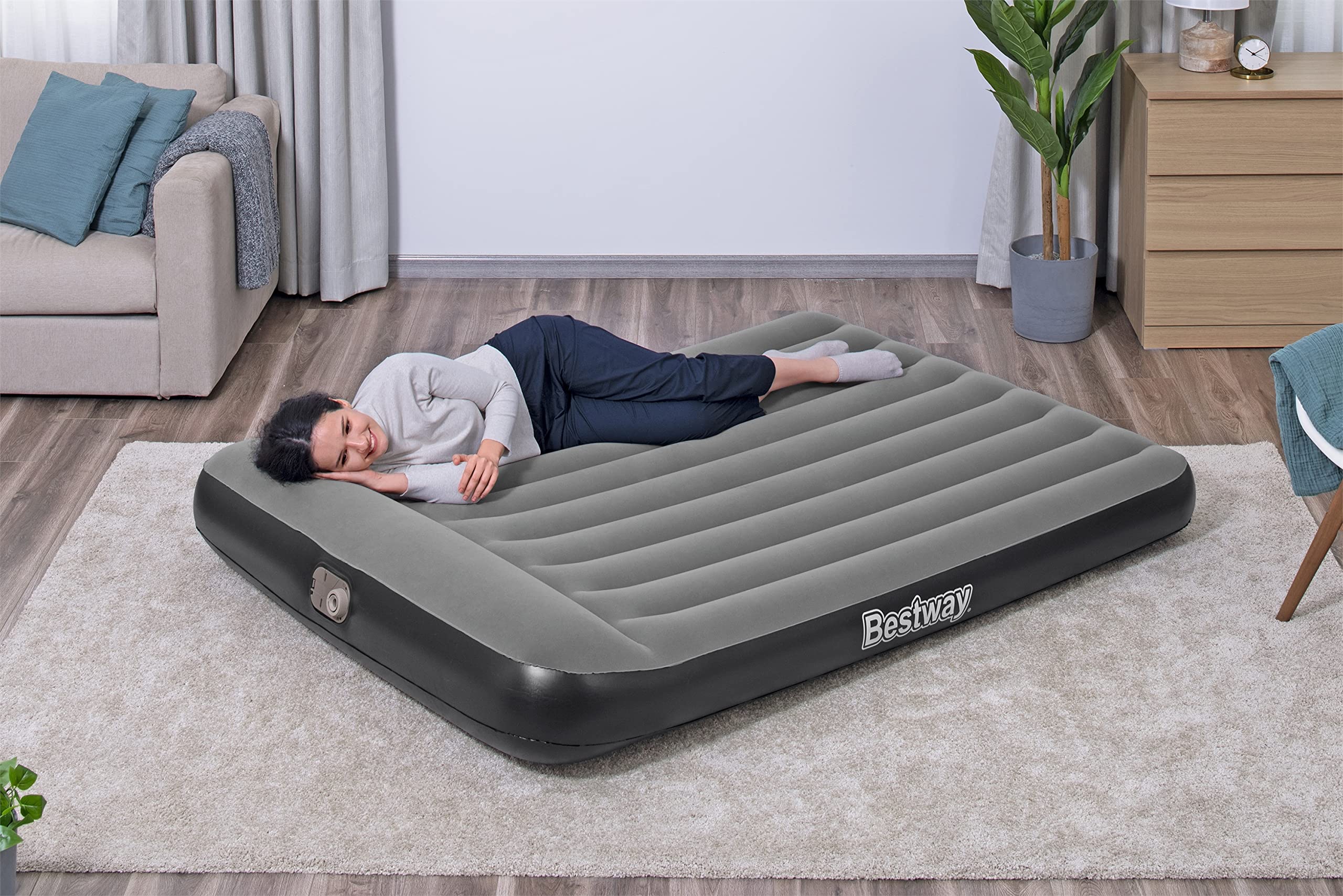 Bestway TriTech Aerolux materac dmuchany ze zintegrowaną pompą elektryczną Double XL/Lo 203 x 152 x 30 cm