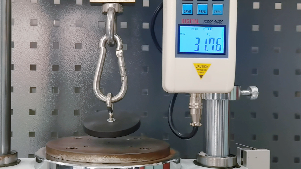 Magnetpro 8 stuks sterke rubberen magneten, antislip, afmetingen: 66 mm, 30 kg hechtkracht, magnetische montagebasis voor lichtstrips en extra spiegel voor buiten