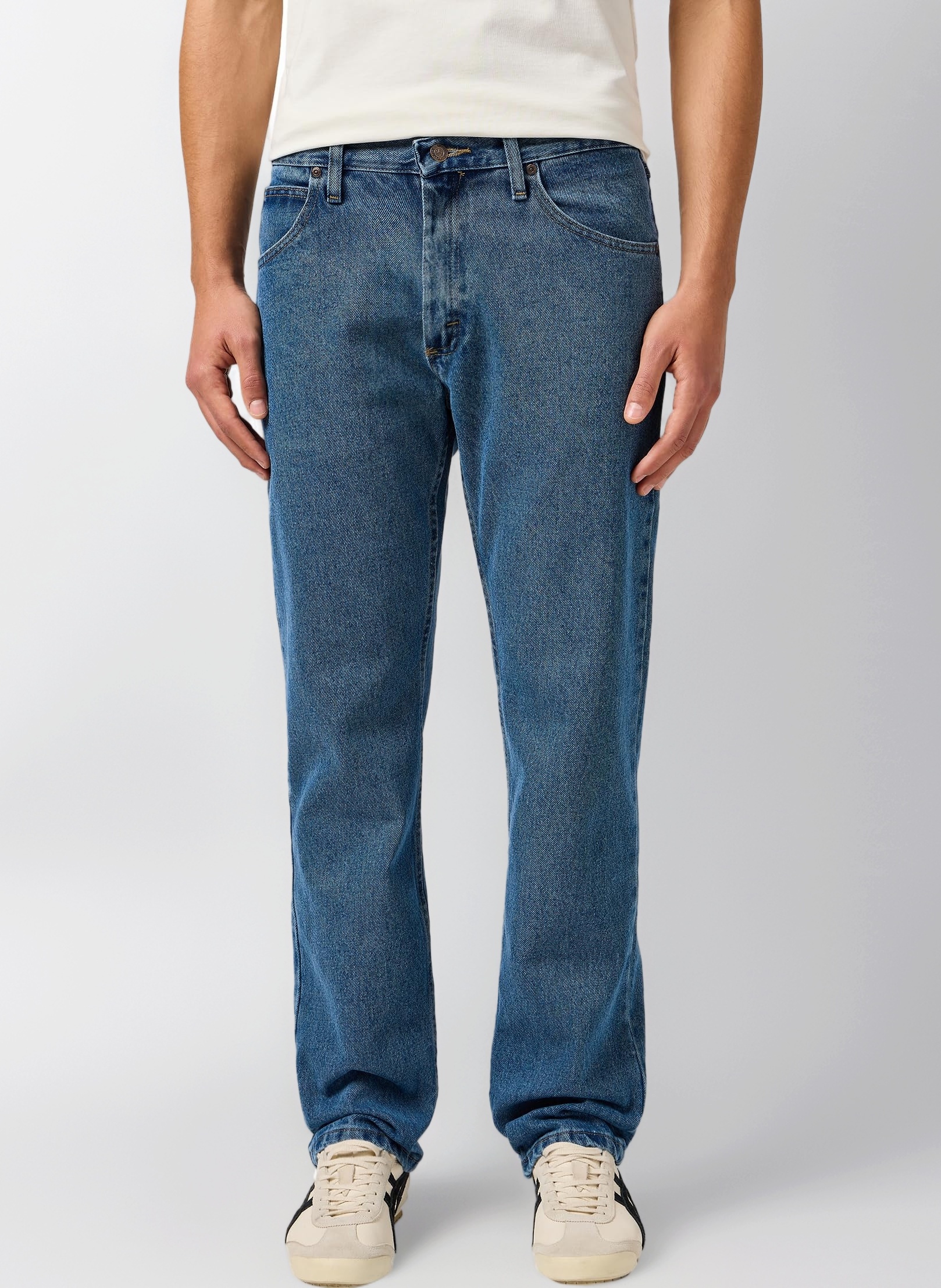 Wrangler Herren Authentics Men's Classic Relaxed Fit Flex Jeans