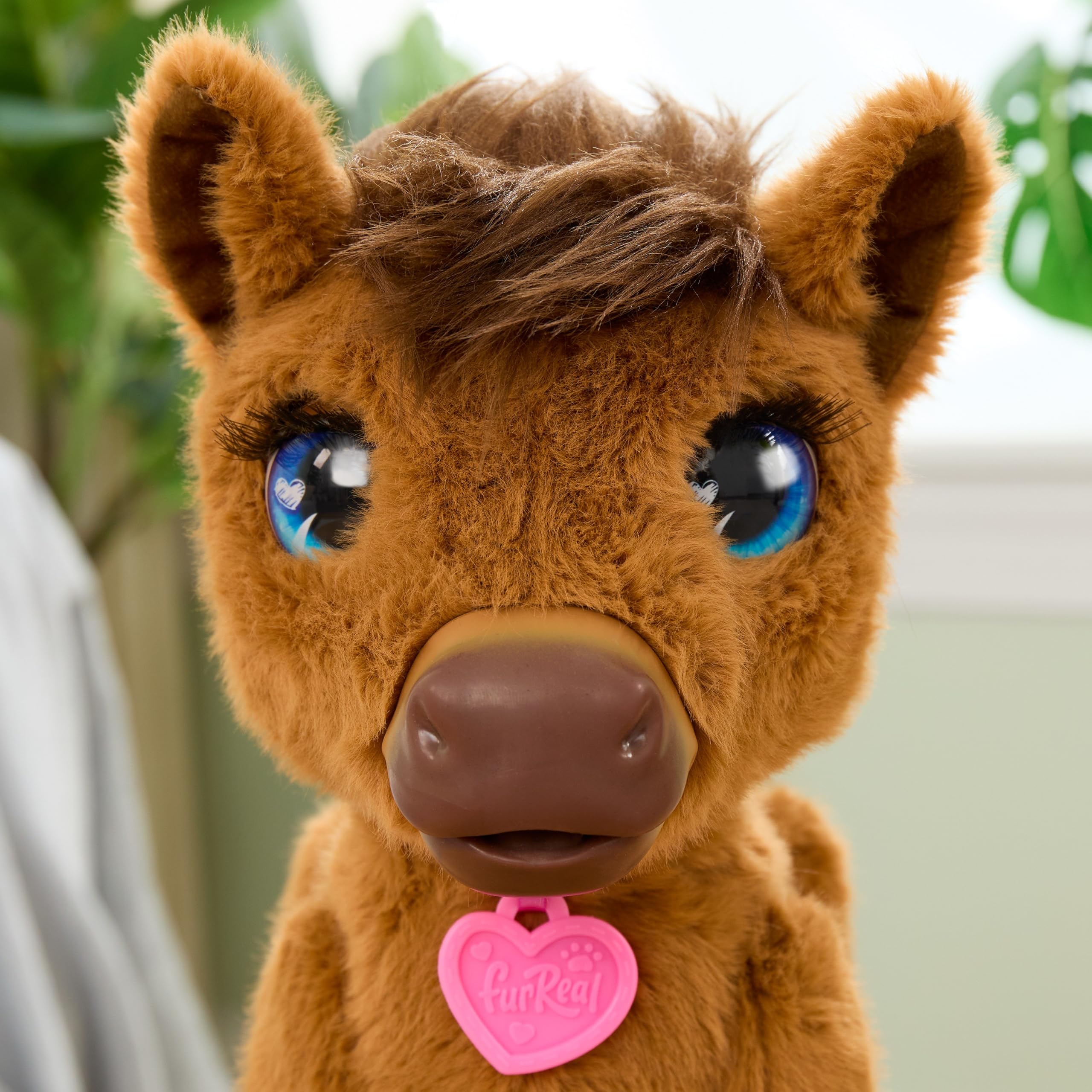 Peluche Interactivo Penny The Feed & Prance Pony de furReal | con más de 50 sonidos y reacciones, camina al activar el biberón, funciona con 4 pilas AA (incluidas), a partir de 4 años