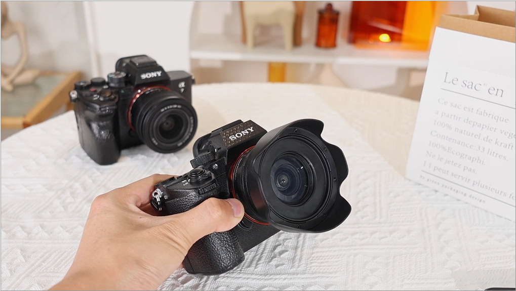 Amazon.com : JJC Reversible Lens Hood Shade with 40.5mm Filter