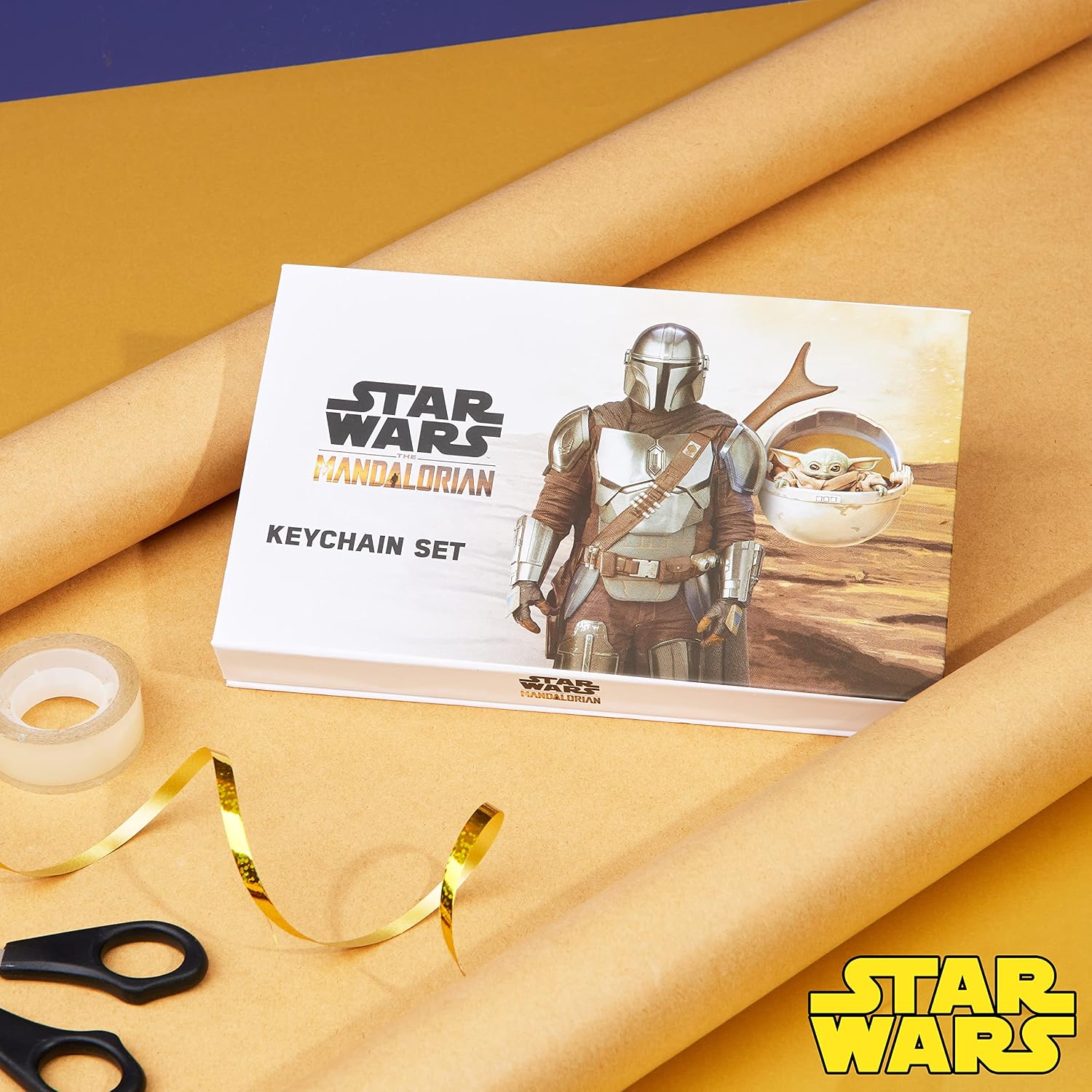 Disney Mandalorian Keyrings for Kids, Teens, Adults, Star Wars Mini Figures Set Keychain, Baby Yoda Collectibles Gifts