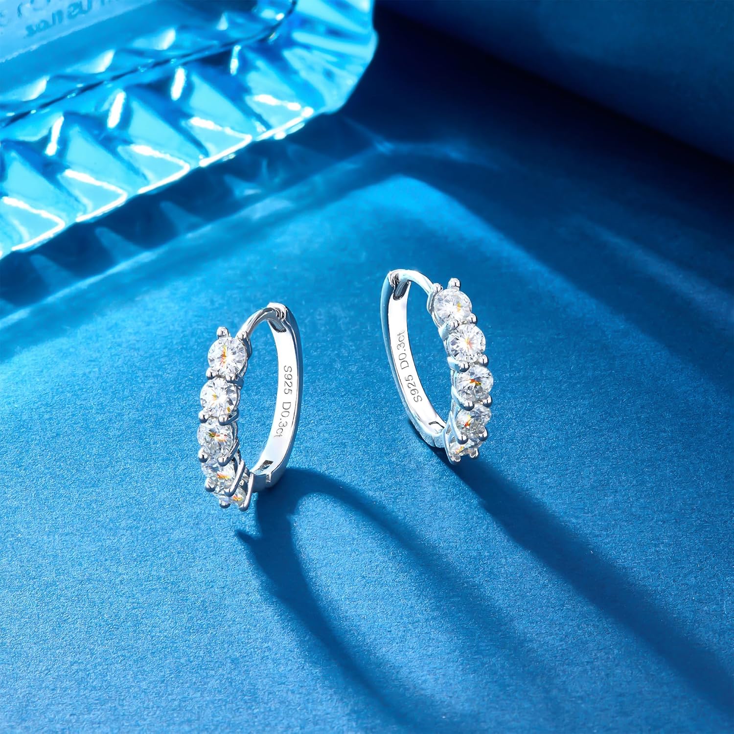 Moissanite Hoop Earrings for Women 3 Carat Moissanite Huggie Hoops Earrings Lab Created Diamond D Color 925 Sterling Silver Huggie Earring for Jewelry Gifts