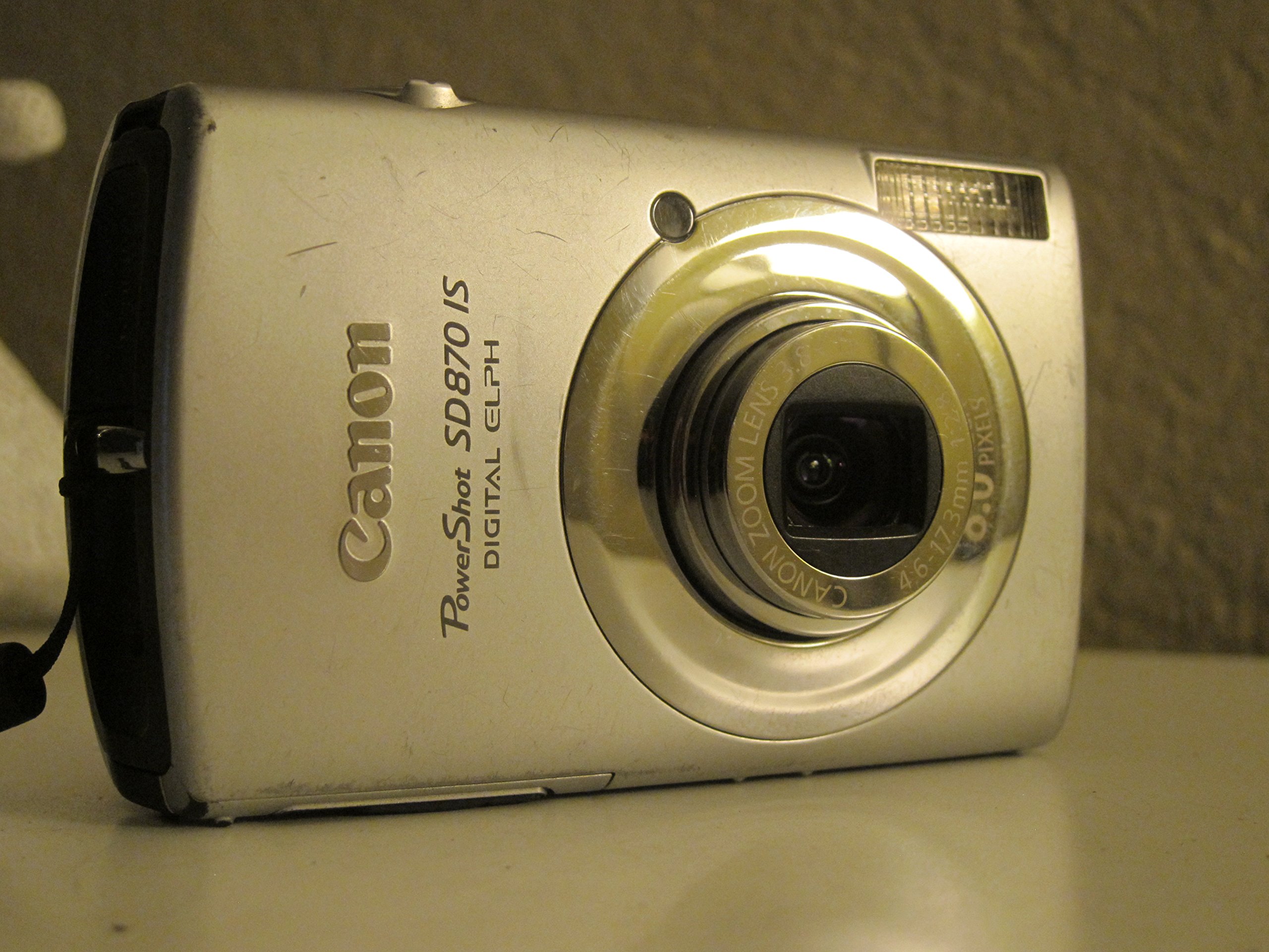 Amazon.com : Canon PowerShot SD700 is IXY D800 6MP Digital