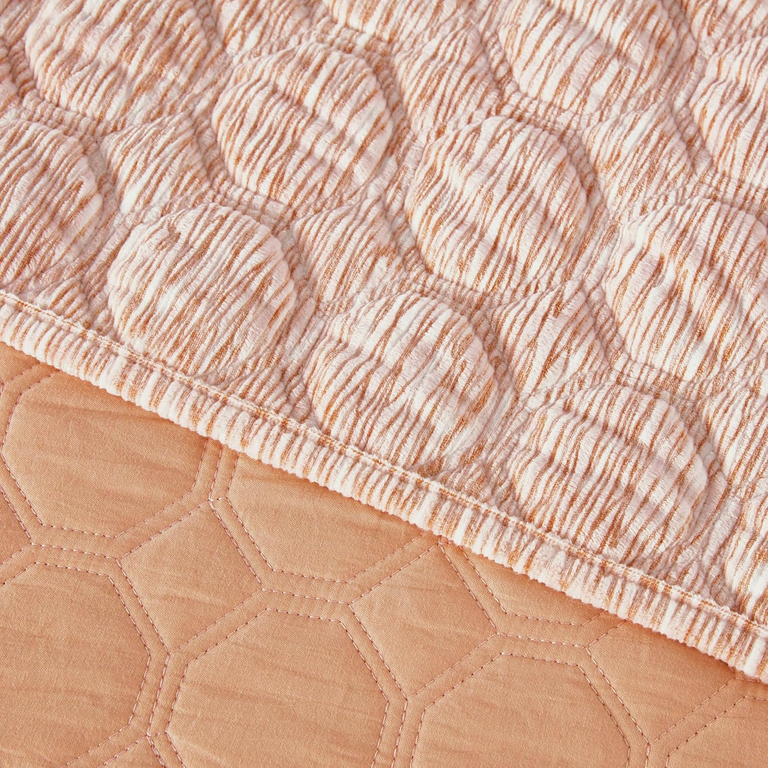 Chezmoi Collection Embossed Velvet Quilt Set Twin Size, Apricot Orange - Plush Lightweight Soft Octagon Stitched Velvet Bedding Set with 2 Pillow Shams for All Seasons with Washed Microfiber Reverse