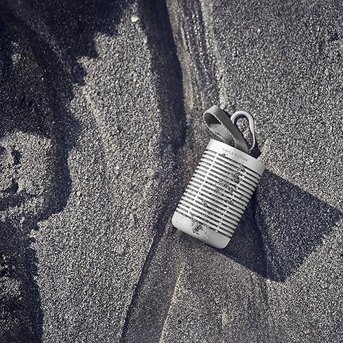 Miniatura 8 de Bang & Olufsen Beosound Explore - Altavoz Bluetooth inalámbrico portátil para exteriores, IP 67 a prueba de polvo e impermeable, niebla gris