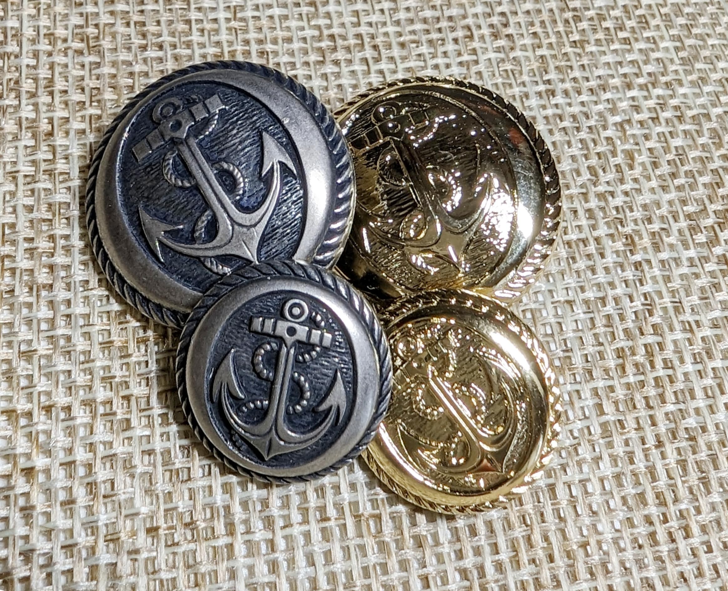 Bottoni in Oro e Argento con Ancora - Bottoni Blu Scuro - 2 Misure 15 e 23 mm - Prodotto e spedito dalla Spagna (Argento, 23 mm)