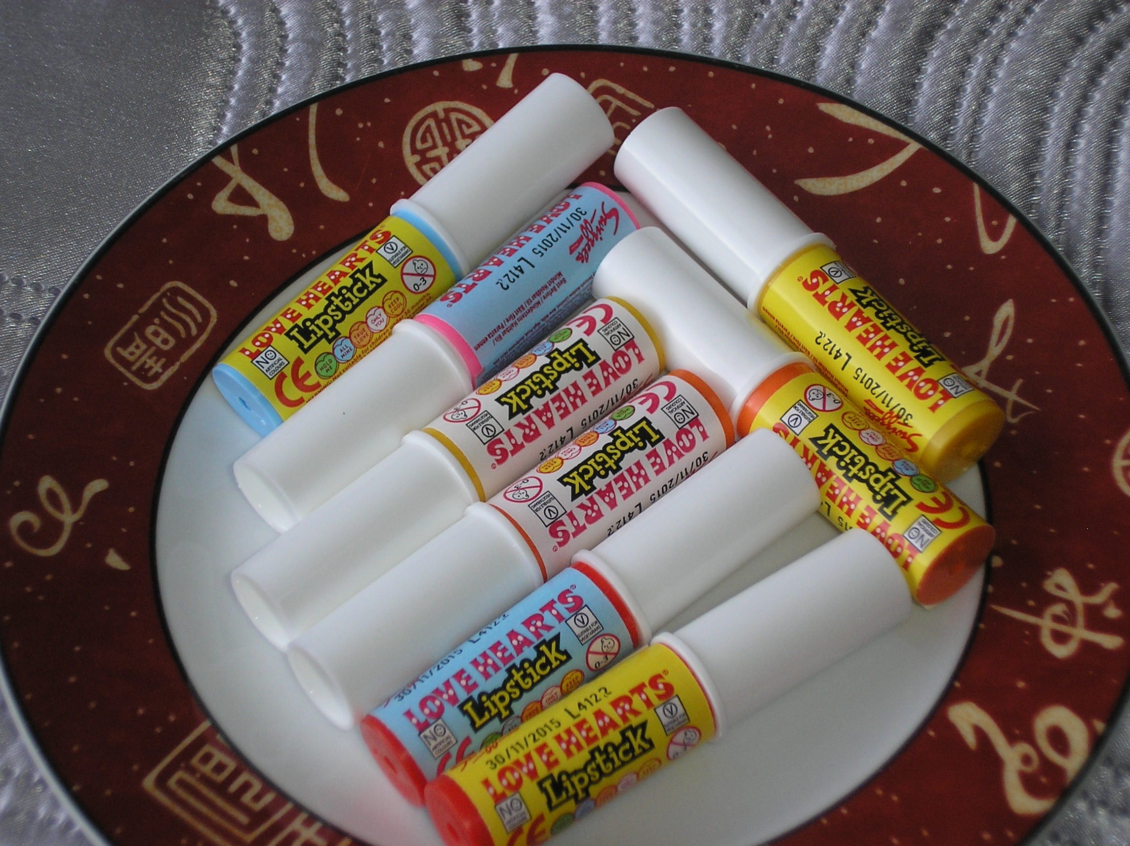 LIPSTICK CANDY - 10 IN PACK