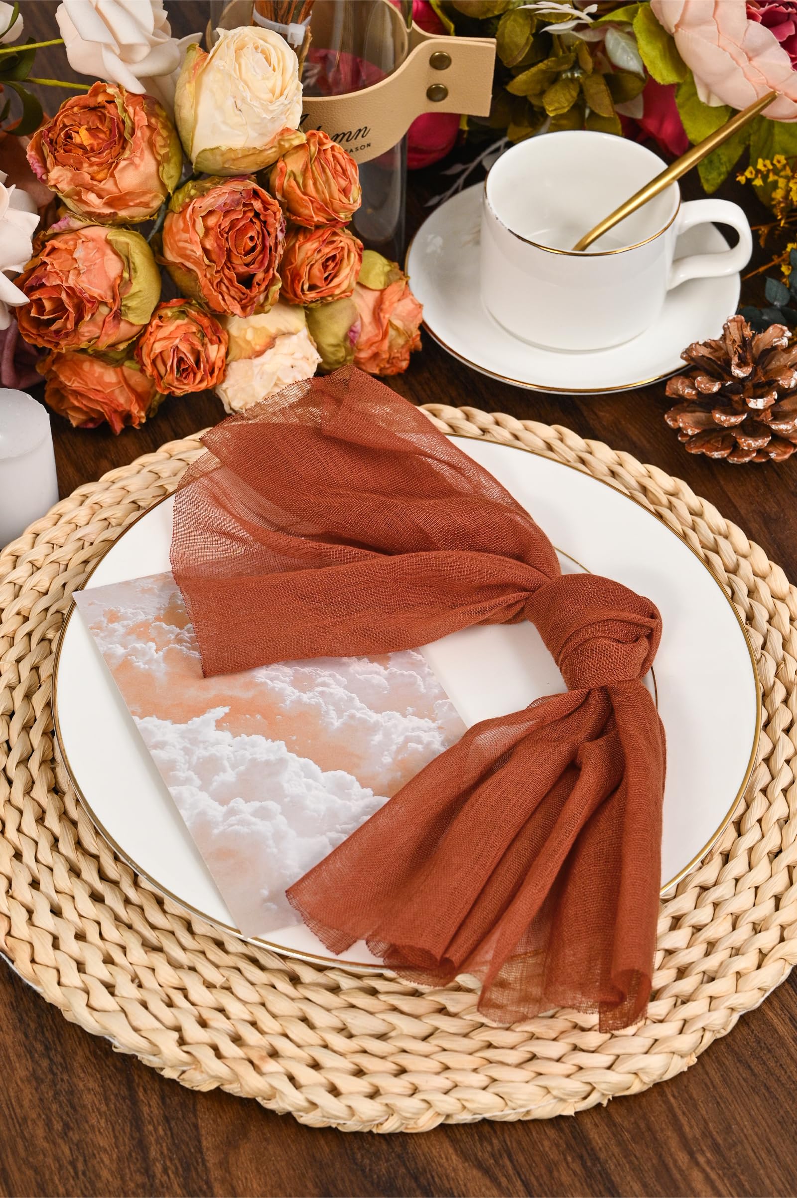 100 Paquets de Serviettes en Tulle de Fromage 43 x 43 cm - Serviettes de Table en Tissu de Coton Doux et Ridé - Serviettes Décoratives Rustiques pour Mariages, Fêtes, Baby Shower, Maison (Terracotta)