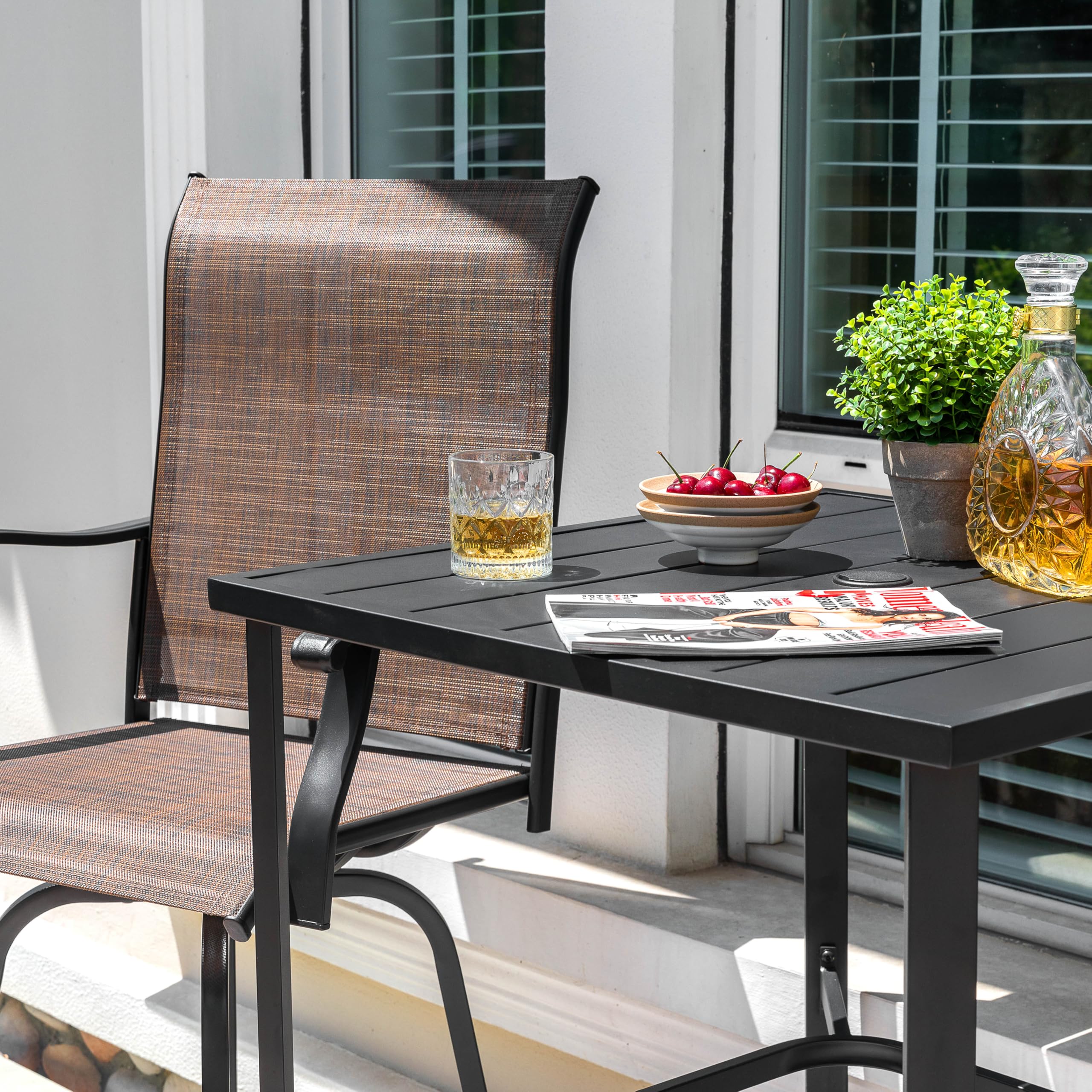 Avestar Outdoor 71 cm Quadratischer Bartisch mit Sonnenschirmloch, Stehtisch, Lattenrost-Tischplatte mit pulverbeschichtetem Metallgestell, für Terrasse, Garten, Hinterhof und Balkon, Schwarz