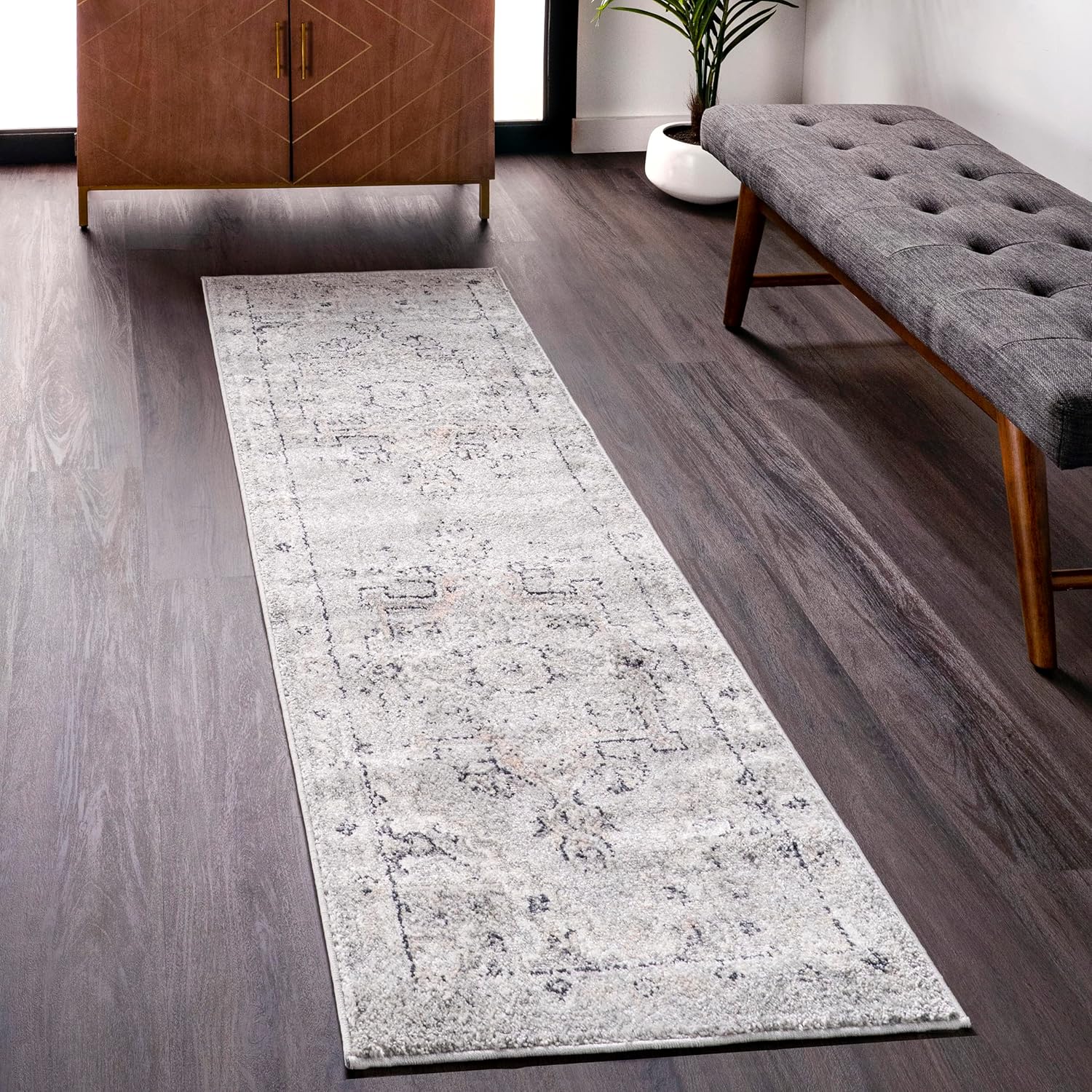 nuLOOM Gena Distressed Transitional Medallion Runner Rug, 2' x 6', Light Gray 2' x 6' Light Grey