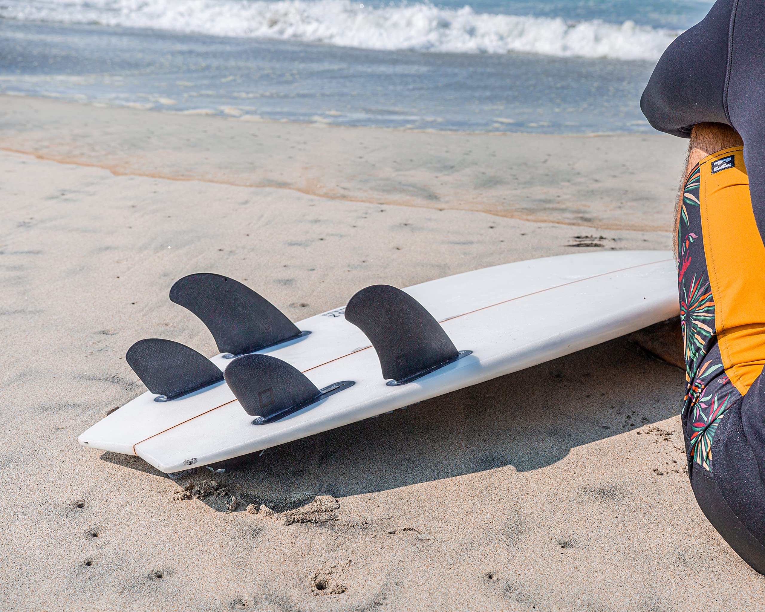 DVS SHAPERS クワッドフィン 4枚セット DVS SHAPERS クワッドフィン 4枚セット DVS SHAPERS クワッド