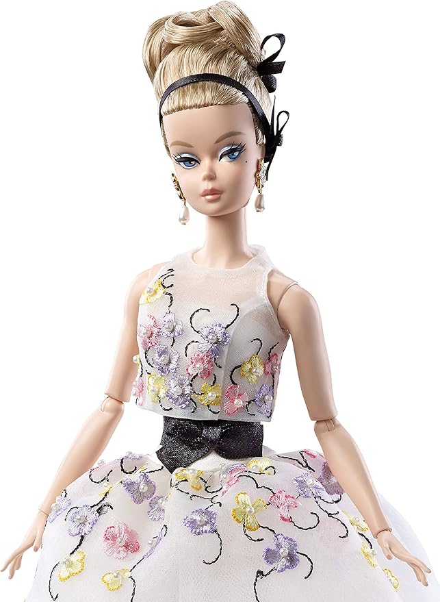 ホビー・グ 【未使用品】バービーファッションモデル グラムドレス モデル