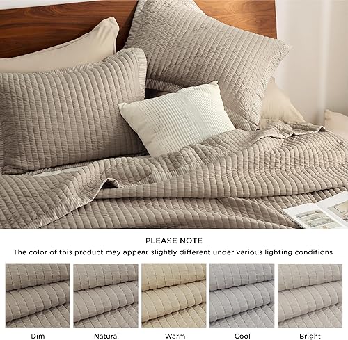 Miniatura 8 de Bedsure Juego de edredón tamaño Queen de color gris pardo, colcha ligera con patrón de pana, juego de 3 piezas con colcha de 90 x 96 pulgadas y 2