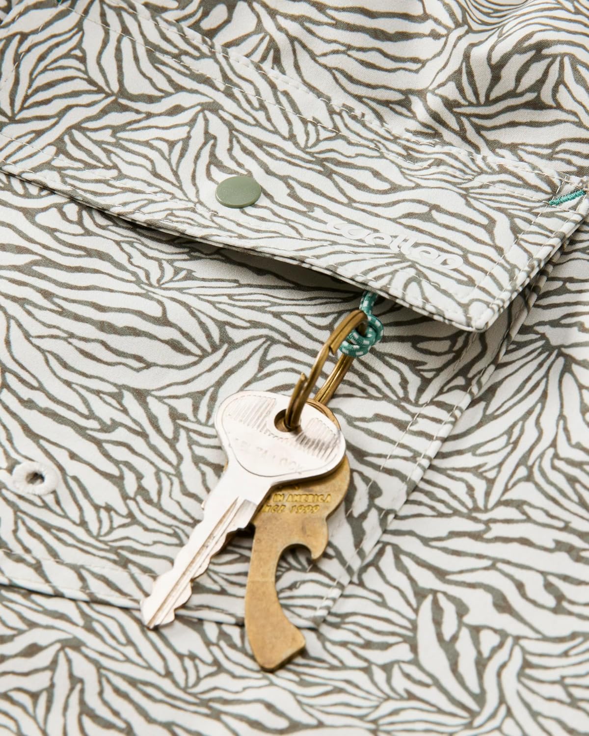 Huckberry Wellen Men's Swim Trunks - Performance Lined Swim Shorts, in 5" or 7" Inseam, Stretchy w/Liner, Elastic Waistband - Image 7