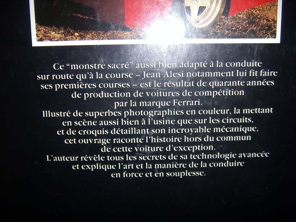 Amazon.com: Ferrari F40: 9782851203809: Mark Hughes: 圖書