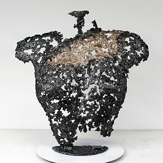 Belisama antan- bust sculpture woman bronze lace steel - Philippe Buil