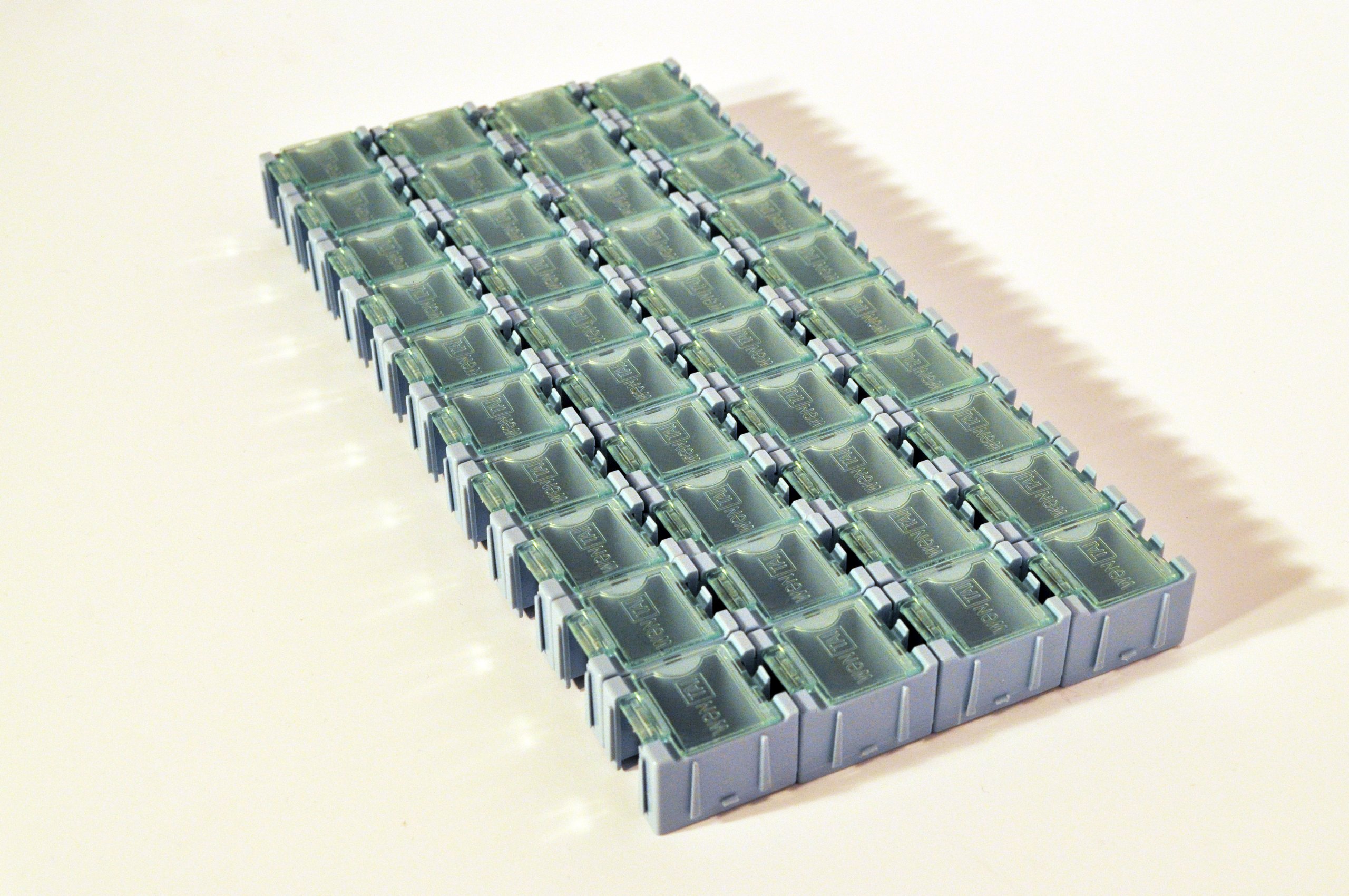 Wen-Tai Blue SMT SMD Component Small Part Hobby Storage Snap Box and Organizer (set of 40)