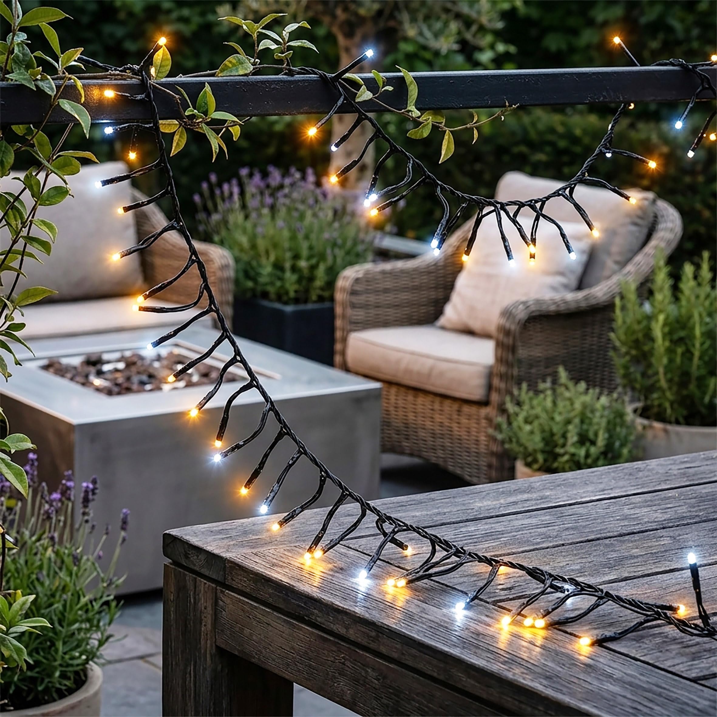 Spetebo LED Büschel Lichterkette kalt/warm weiß LED Mix - 3000 LED / 22 m- Cluster Lichterkette mit 8 Funktionen und Speicherchip - Weihnachtsbaum Lichter Deko für Innen und Außen (22,0m / 3000 LED)