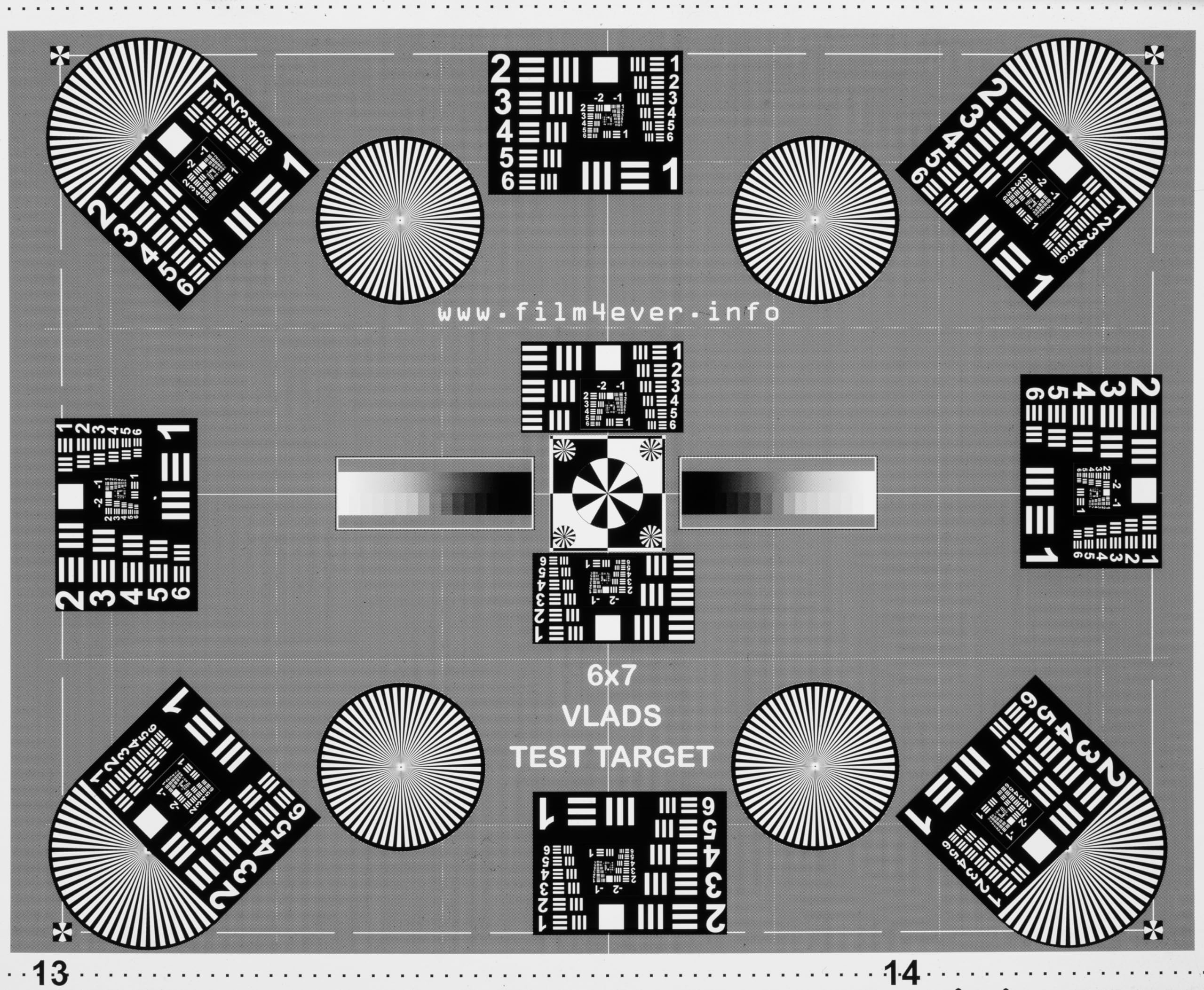 Comprobador de enfoque para escanear películas con DSLR/sin espejo. Digitaliza diapositivas y negativos. Utiliza completamente la nitidez y la fidelidad de tu lente. (645, 6x6, 6x7)