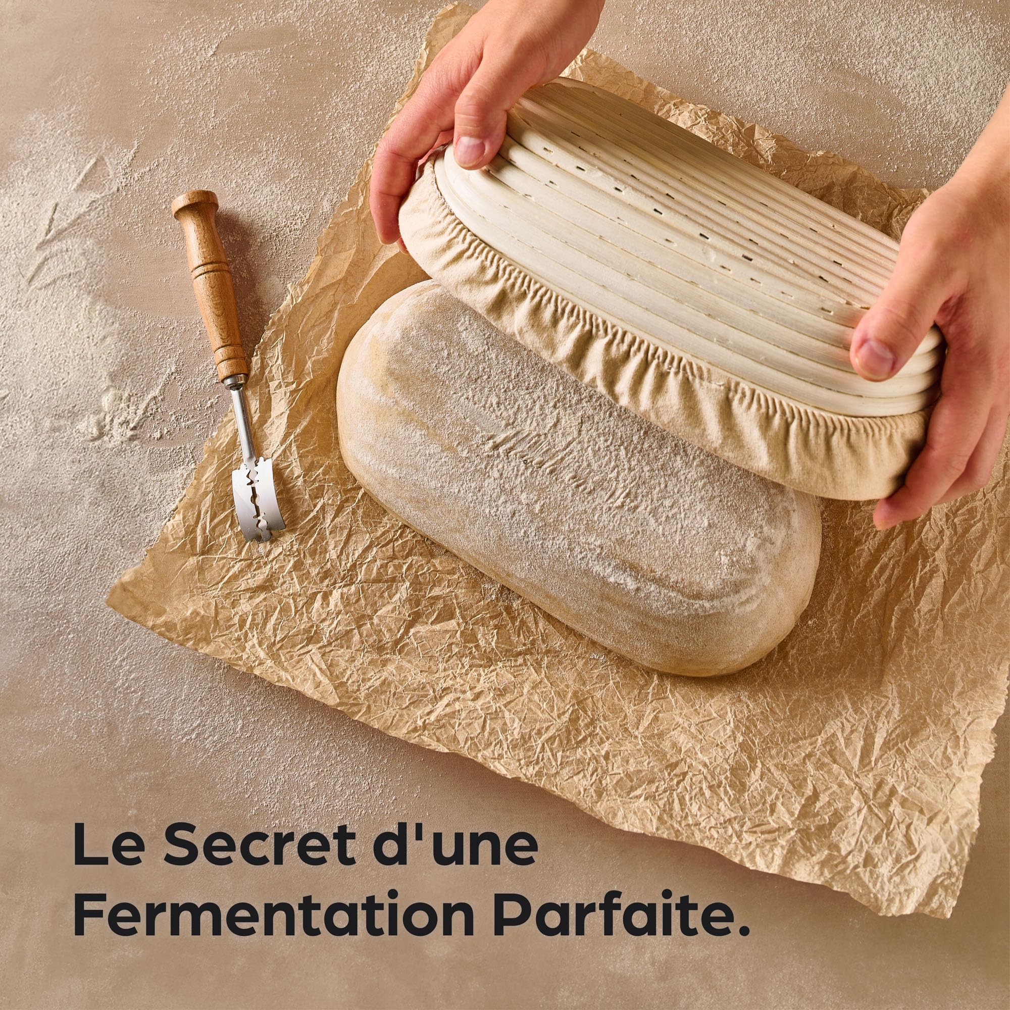 Praknu Banneton pour Pain Ovale 28 cm - En Bois Rotin Résistant - Kit boulangerie avec Brosse, Tissu en Lin & Sac pour le Pain