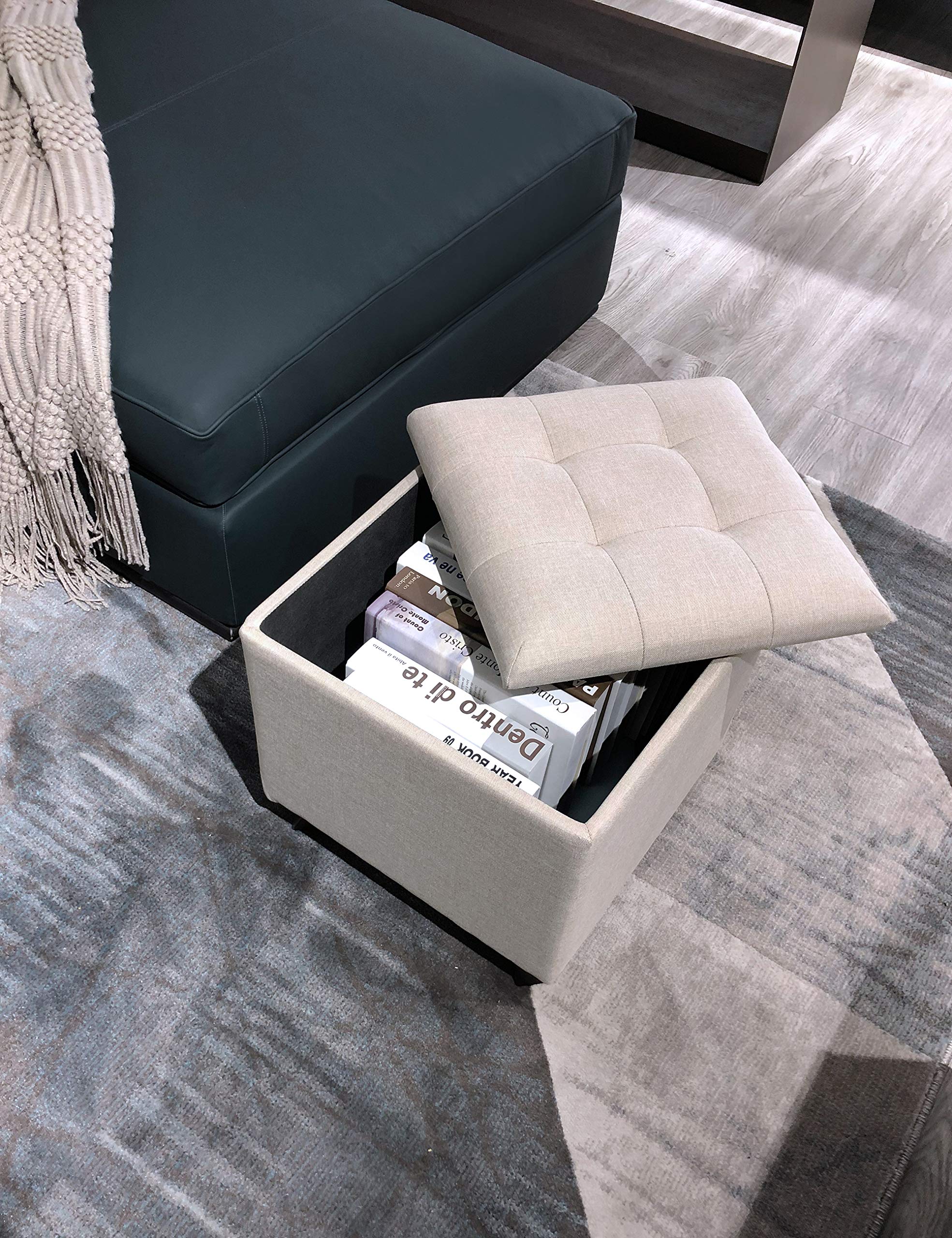 Suhu Pouf Tabouret Cube Tissu Coiffeuse Coffre de Rangement Repose Pied de Salon Design Chaise Moderne Siège en Lin Reposé Pieds en Bois avec Couvercle Beige