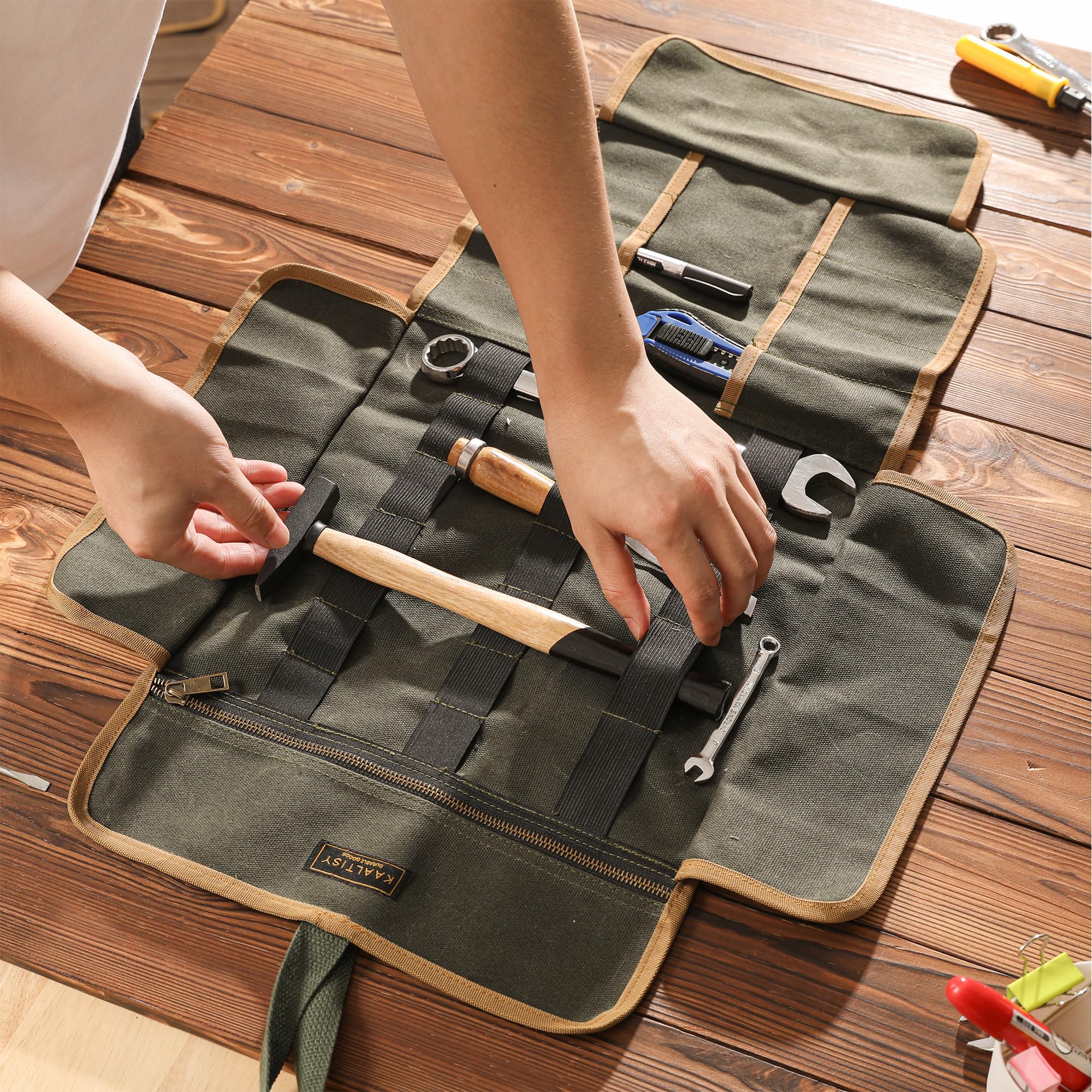 Sac à outils enroulable en toile cirée, 453,6 g – Rouleau de rangement pour outils multifonction avec 9 emplacements, 1 poche zippée et bande élastique, pour électricien, entrepreneur, réparateur,