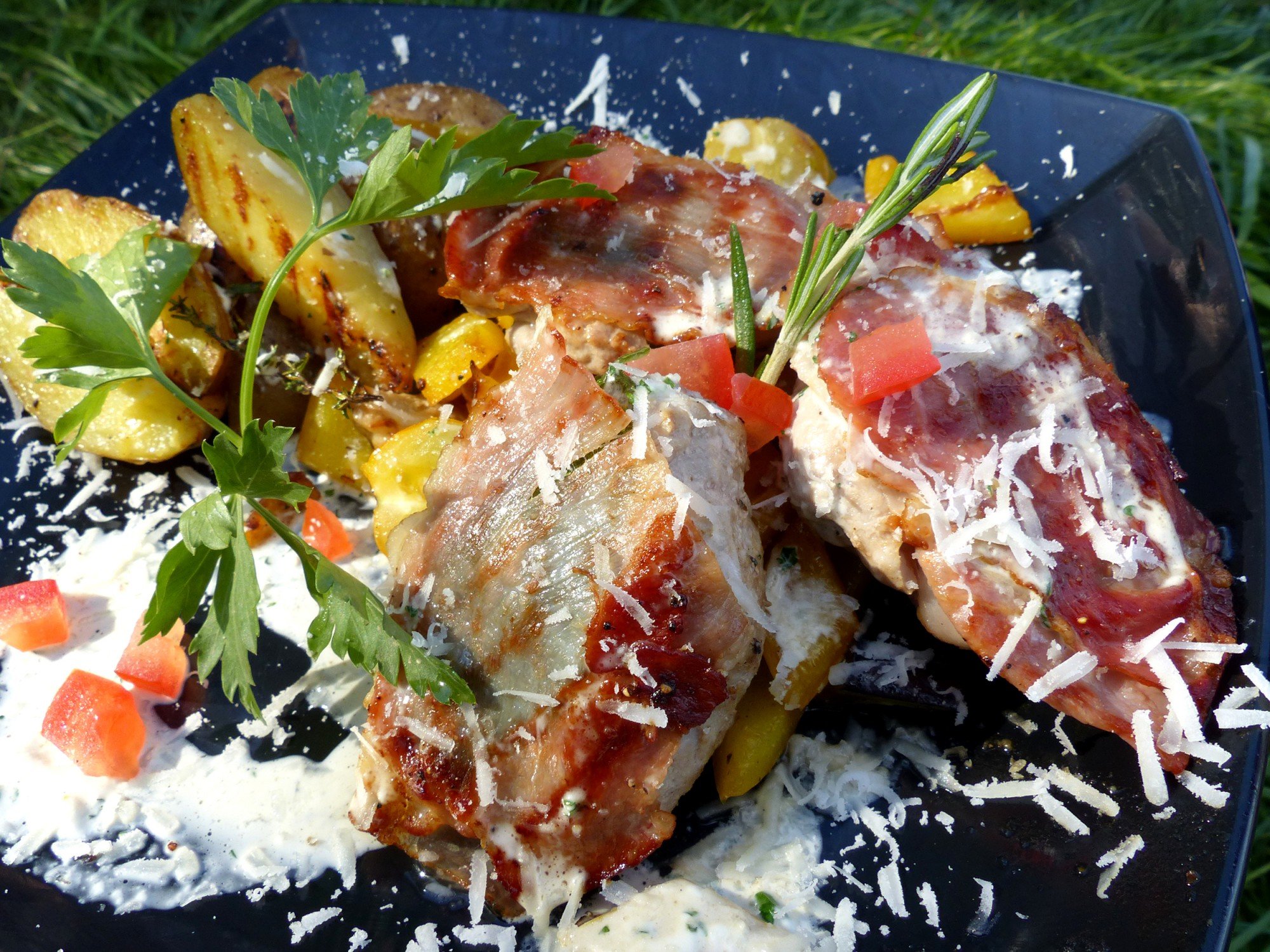 Auswärts Kochen Buch - Leckere Outdoor Rezepte in einem Kochbuch für Angler & Naturfreunde