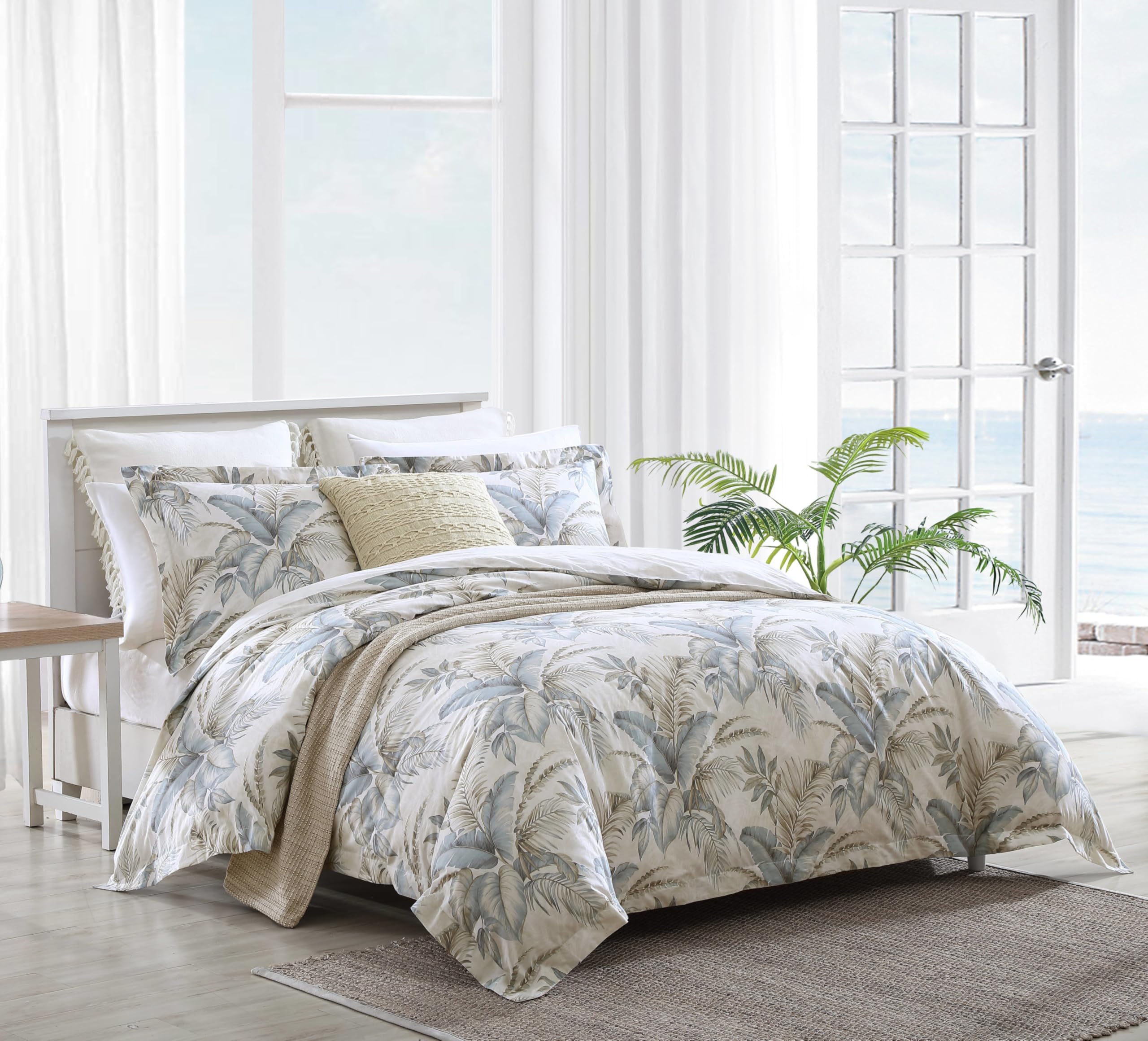 Tommy Bahama - Comforter Set, Medium Weight, for Everyday Home Use | Soft and Cozy, All-Season Comfort, Lightweight Warmth, Bedroom Layering, Easy Care, Everyday Bedding Essential