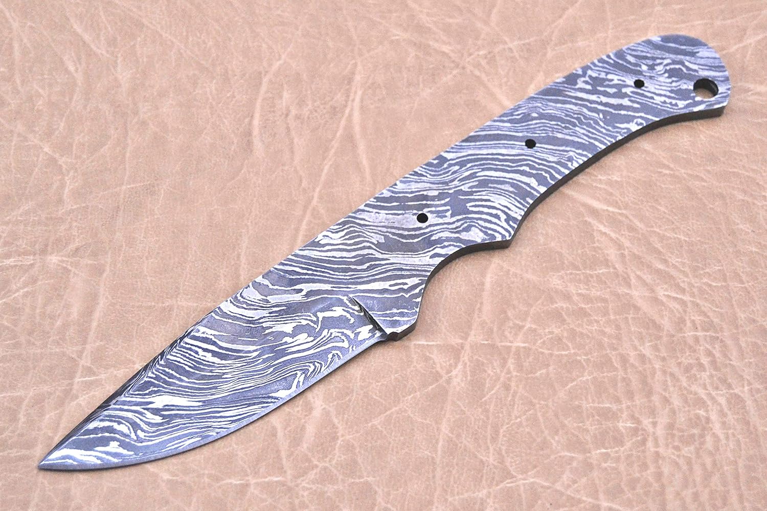7.5 inches long hand forged Damascus steel blank blade skinning knife with 3 Pin holes and an inserting hole 3 inches cutting edge pocket knife blank blade