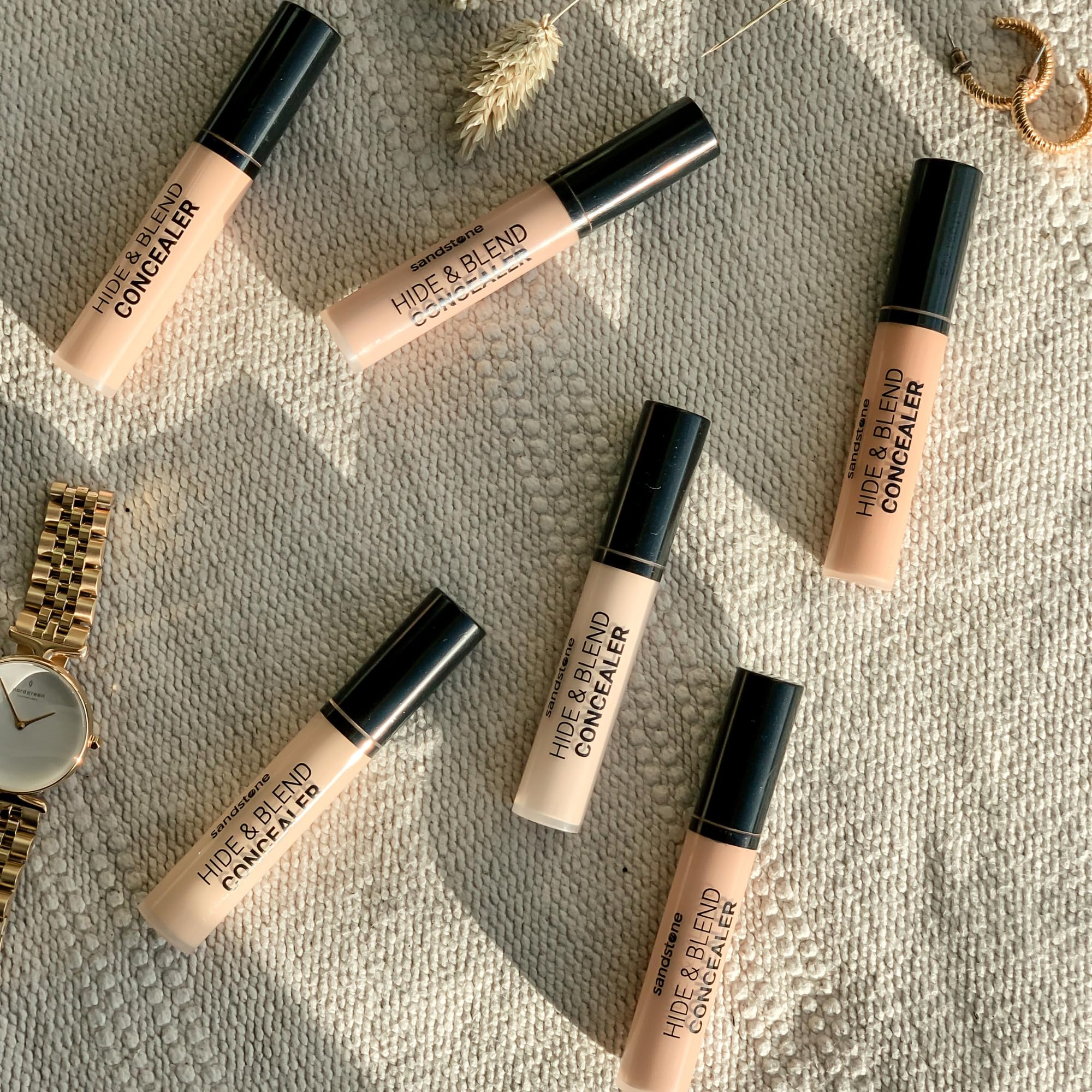 Sandstone Scandinavia Hide & Blend Liquid Concealer for Sensitive Skin - Image 3