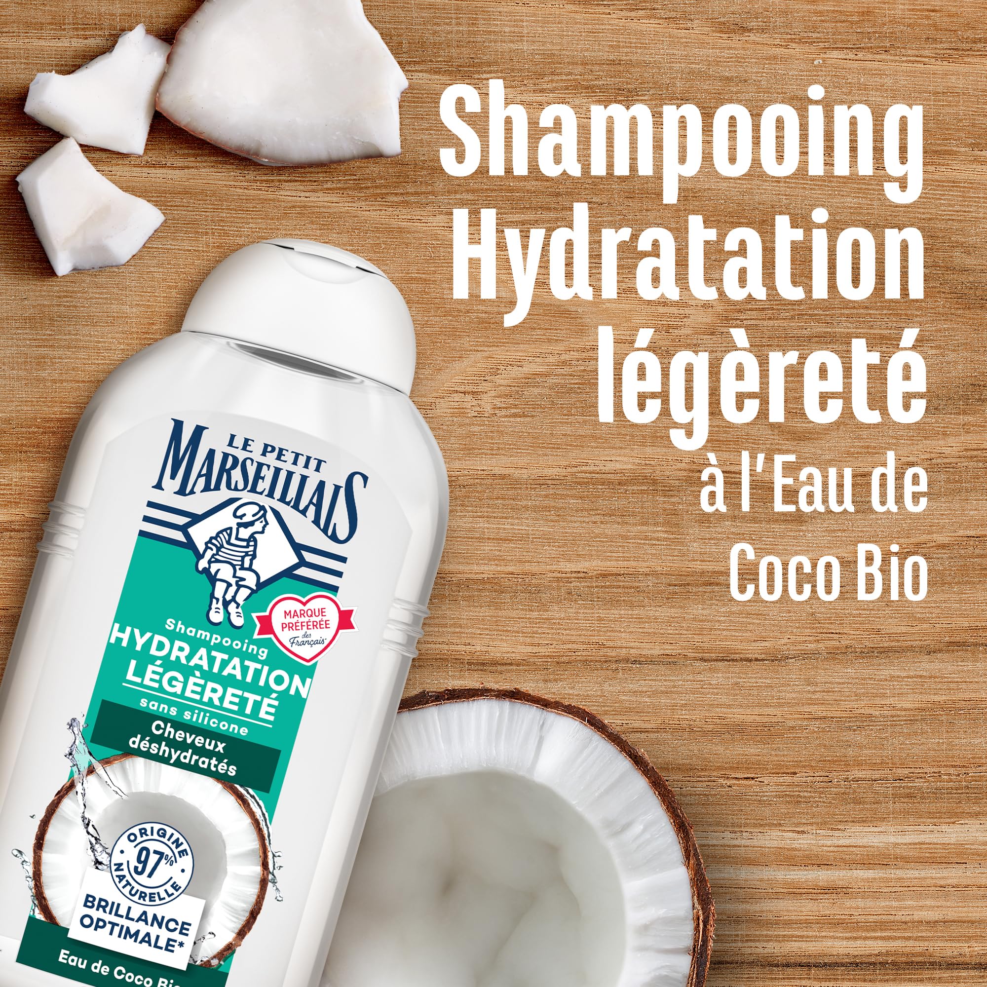 Le Petit Marseillais – Shampooing Hydratation Légèreté Eau de Coco Bio (flacon de 250 ml) – Shampoing sans silicone pour cheveux déshydratés – Soin cheveux brillance optimale 97 % d'origine naturelle