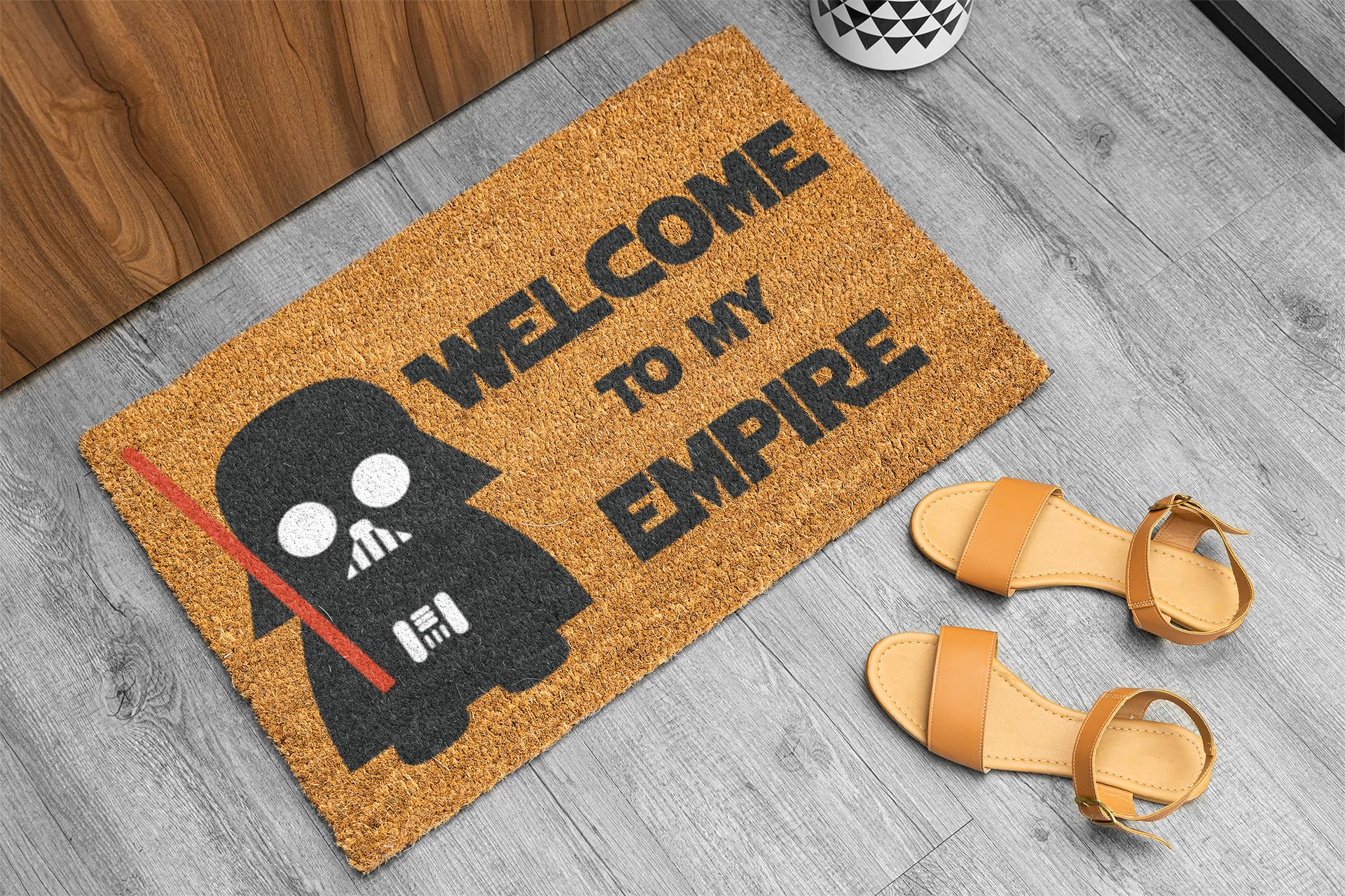 KOKO DOORMATS Zerbino Ingresso casa - Tappeto divertenti in fibra di cocco e base antiscivolo da PVC, da esterno e interno con misure 40x60cm (Welcome to my Empire)
