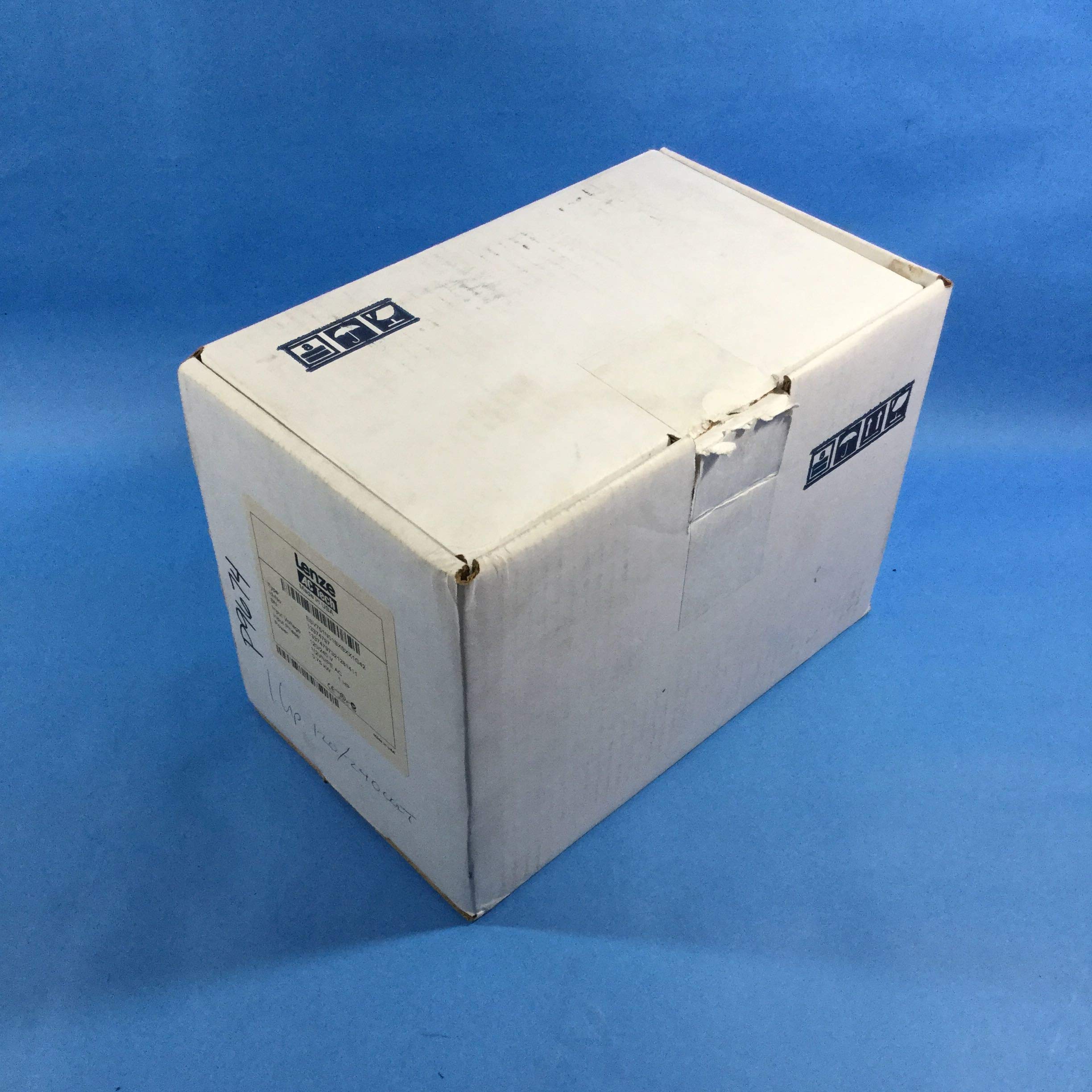 ESV751N01SXB - 1.0 HP Lenze AC Tech SMVector Series AC VFD, NEMA 1 IP31, 120 VAC or 240 VAC Single Phase Input, 240 VAC Output, 4.2 Amps