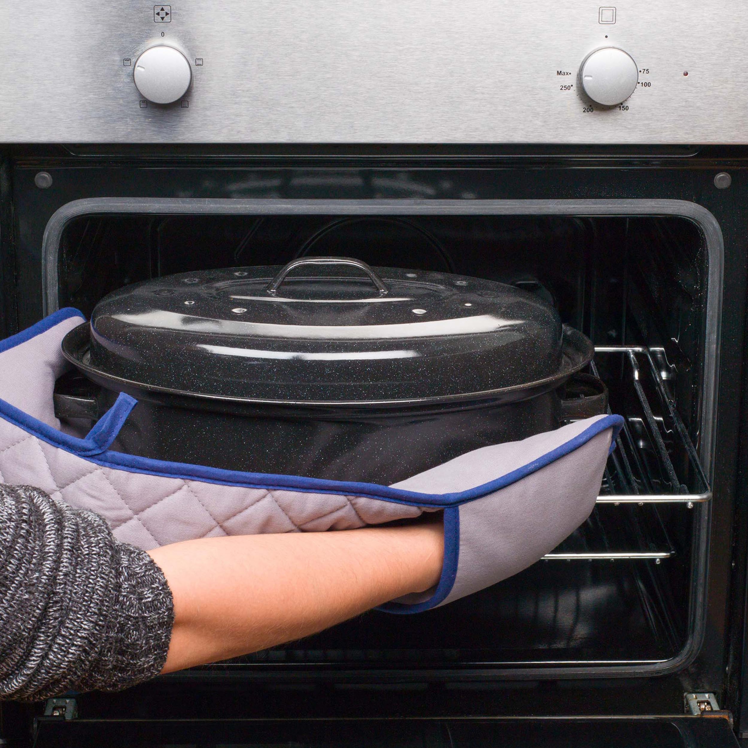 Russell Hobbs CW11491 Fuente Oval Para Horno De 36 cm, Con Tapa, Molde Con Revestimiento De Esmalte Vítreo, Ideal Para Asar Y Sartén Alimentos, Apto Para Lavavajillas, Negro
