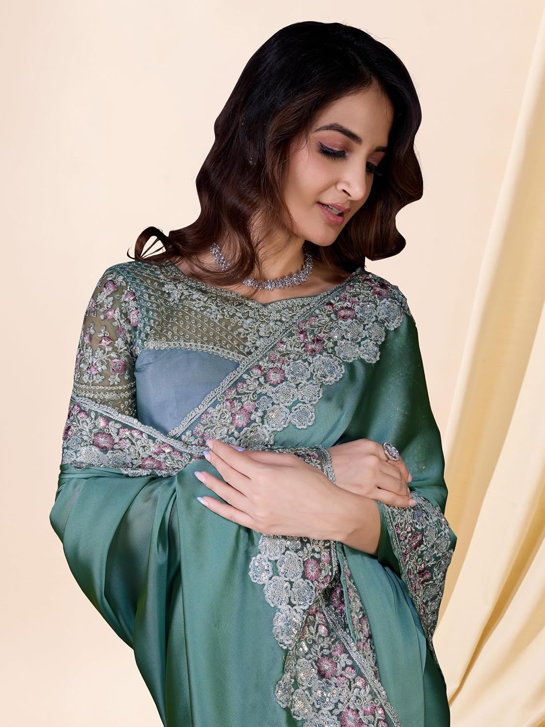 TRENDMALLS Women's Silk Embroidered Heavy Border Saree With Unstitched Designer Blouse saree for women