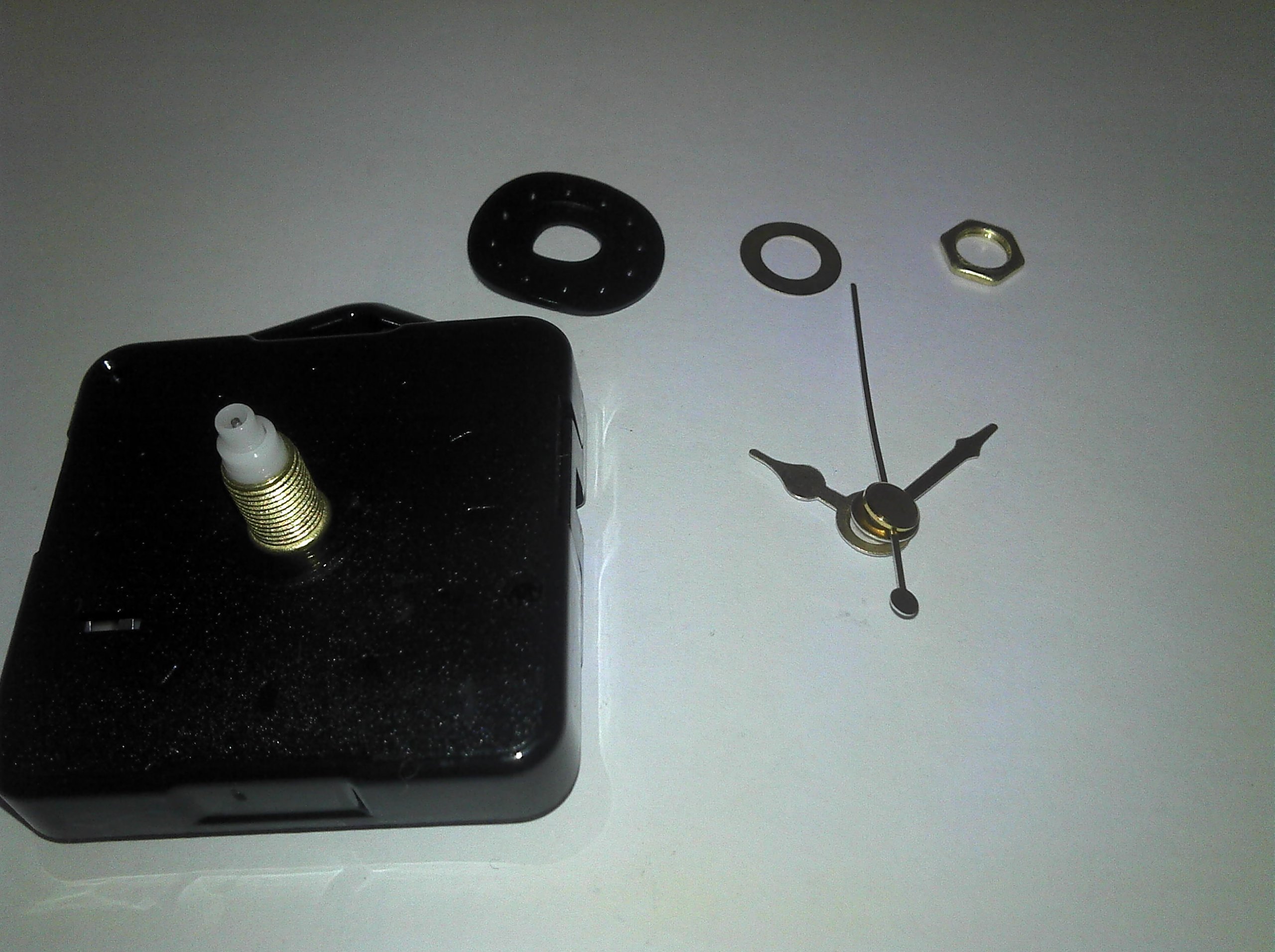 Ashleys workshop Quartz Clock Movement(Short Spindle) and hands set (Gold, 24mm)