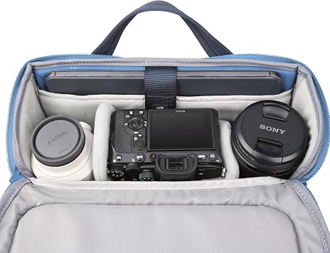 VANGUARD VEO Range 32M 10 Litre Shoulder Bag - Navy Blue